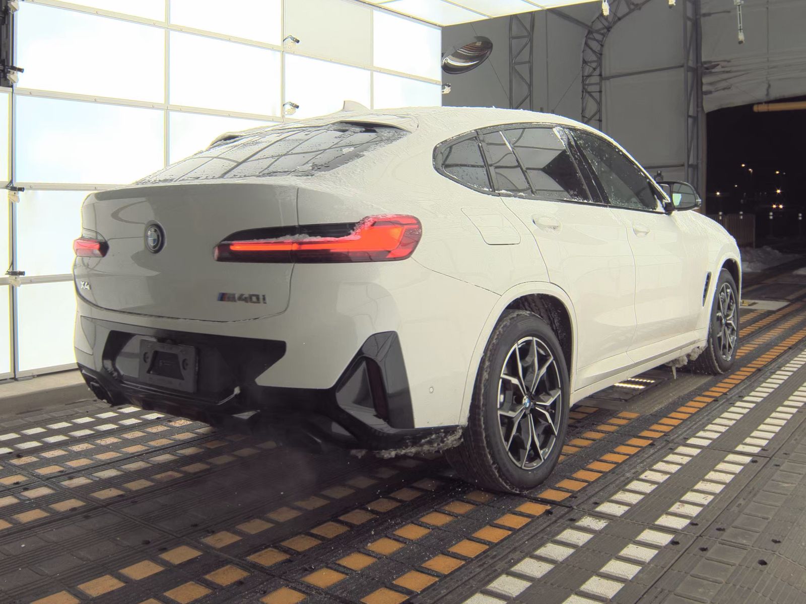 2024 BMW X4 M40i AWD