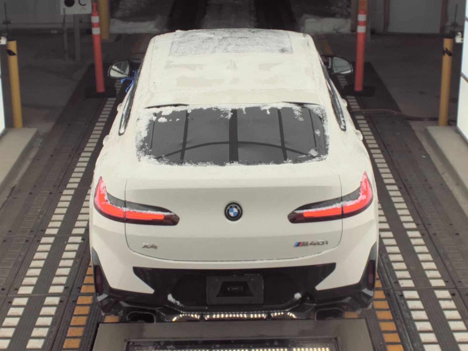 2024 BMW X4 M40i AWD