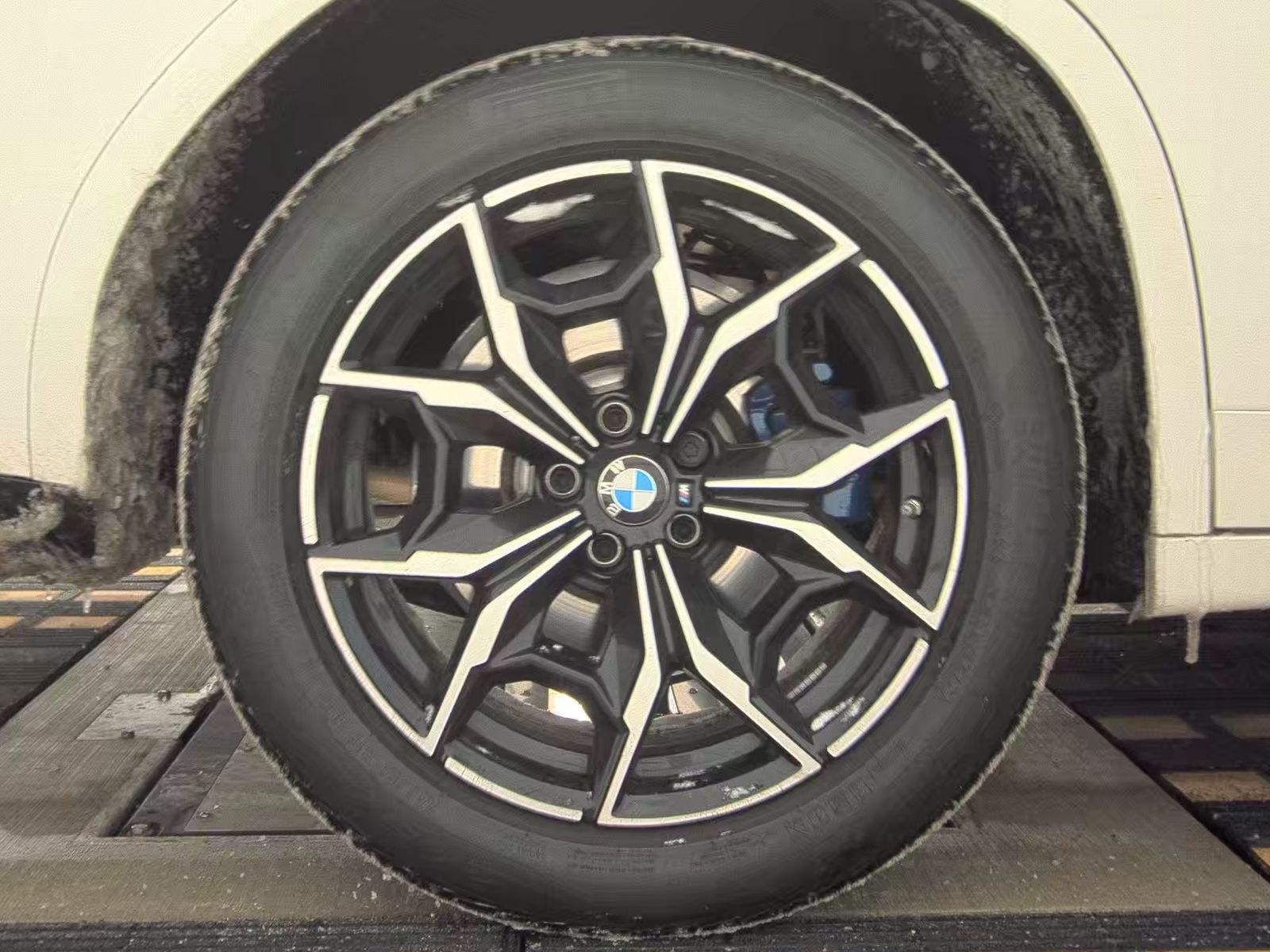 2024 BMW X4 M40i AWD