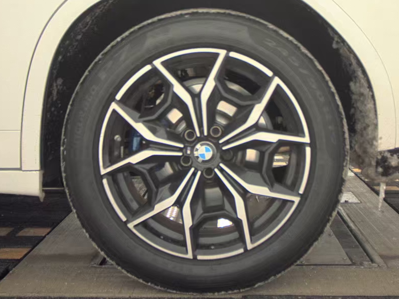 2024 BMW X4 M40i AWD