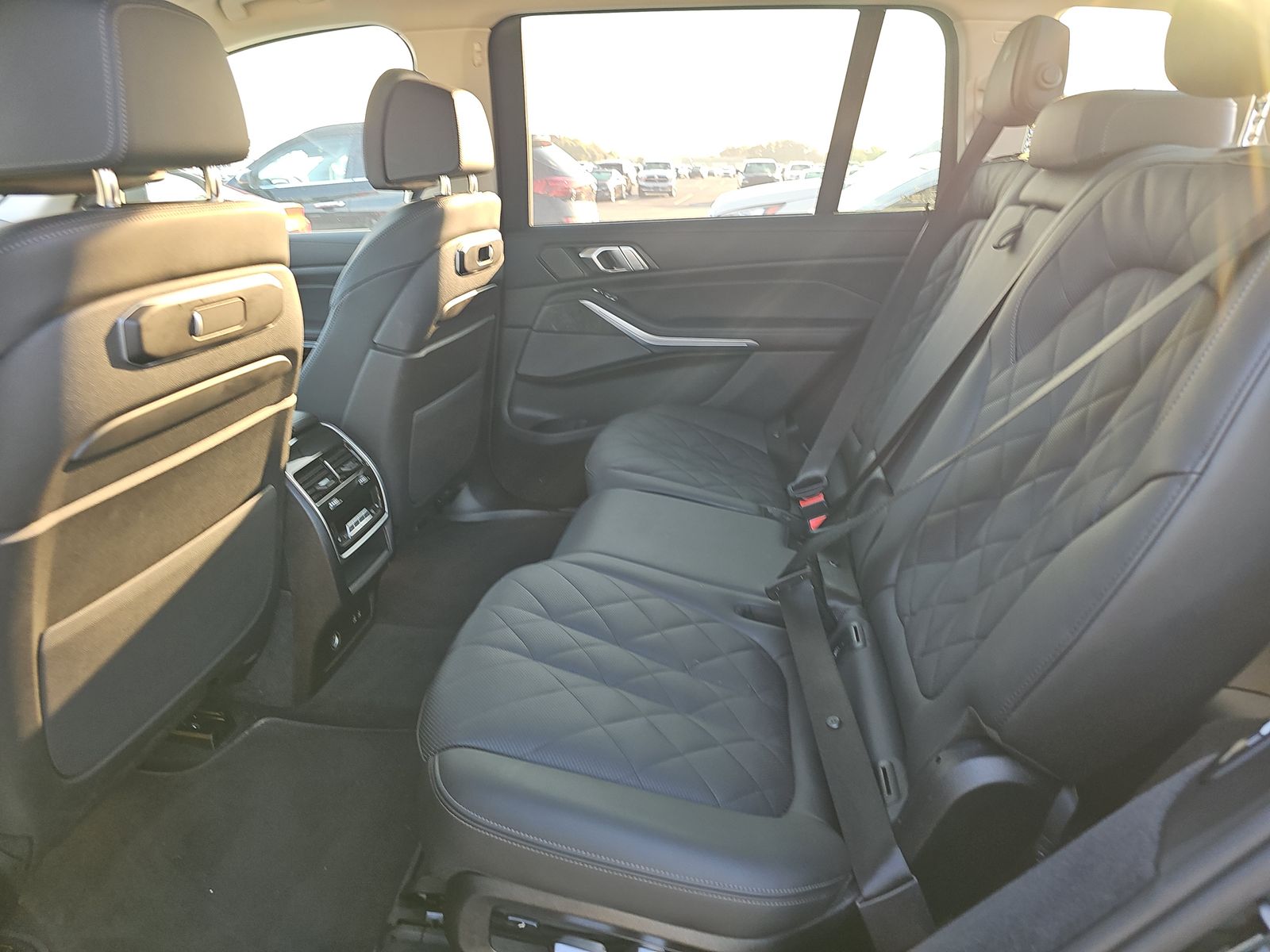 2025 BMW X7 xDrive40i AWD