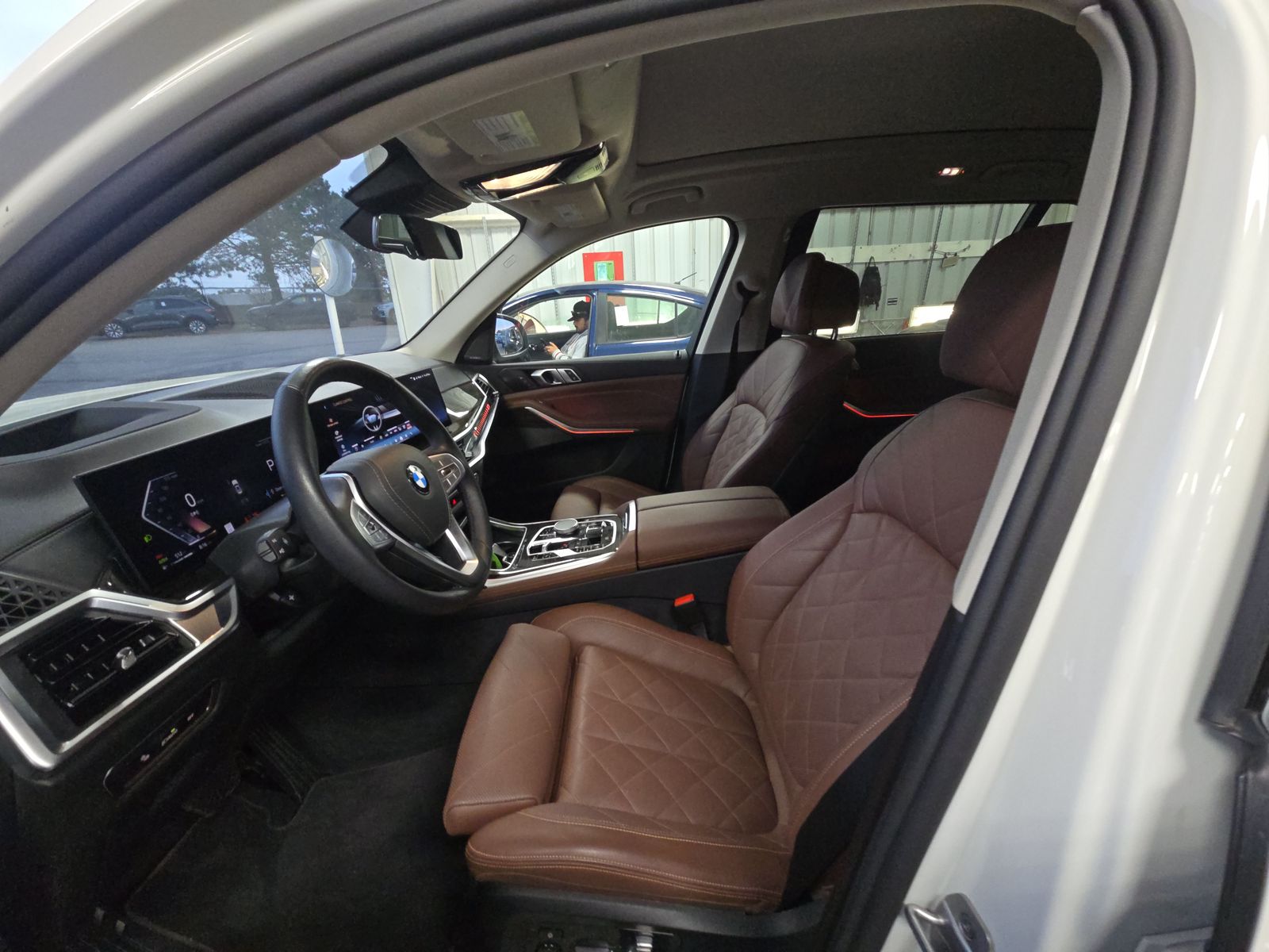 2025 BMW X7 xDrive40i AWD