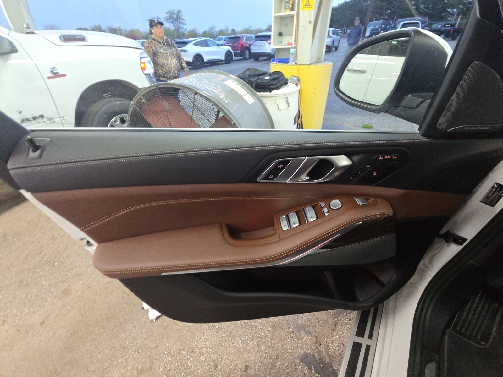 2025 BMW X7 xDrive40i AWD