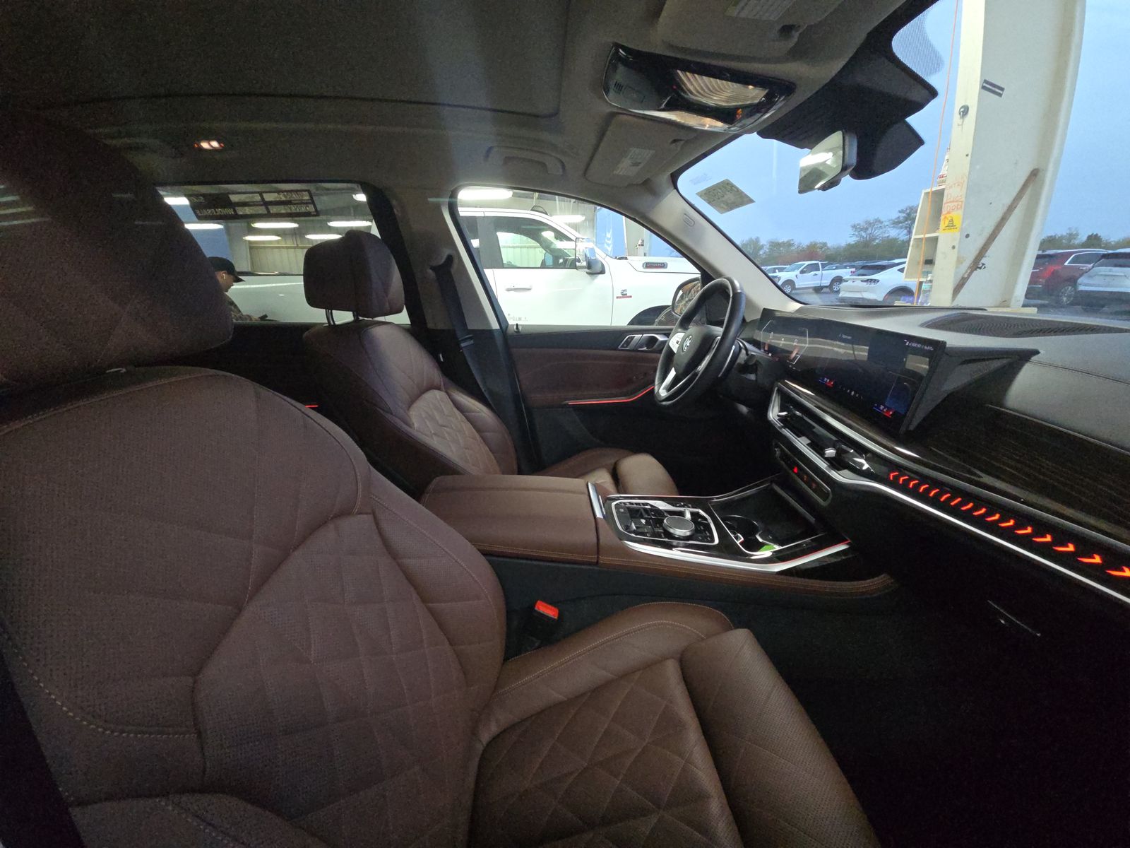 2025 BMW X7 xDrive40i AWD