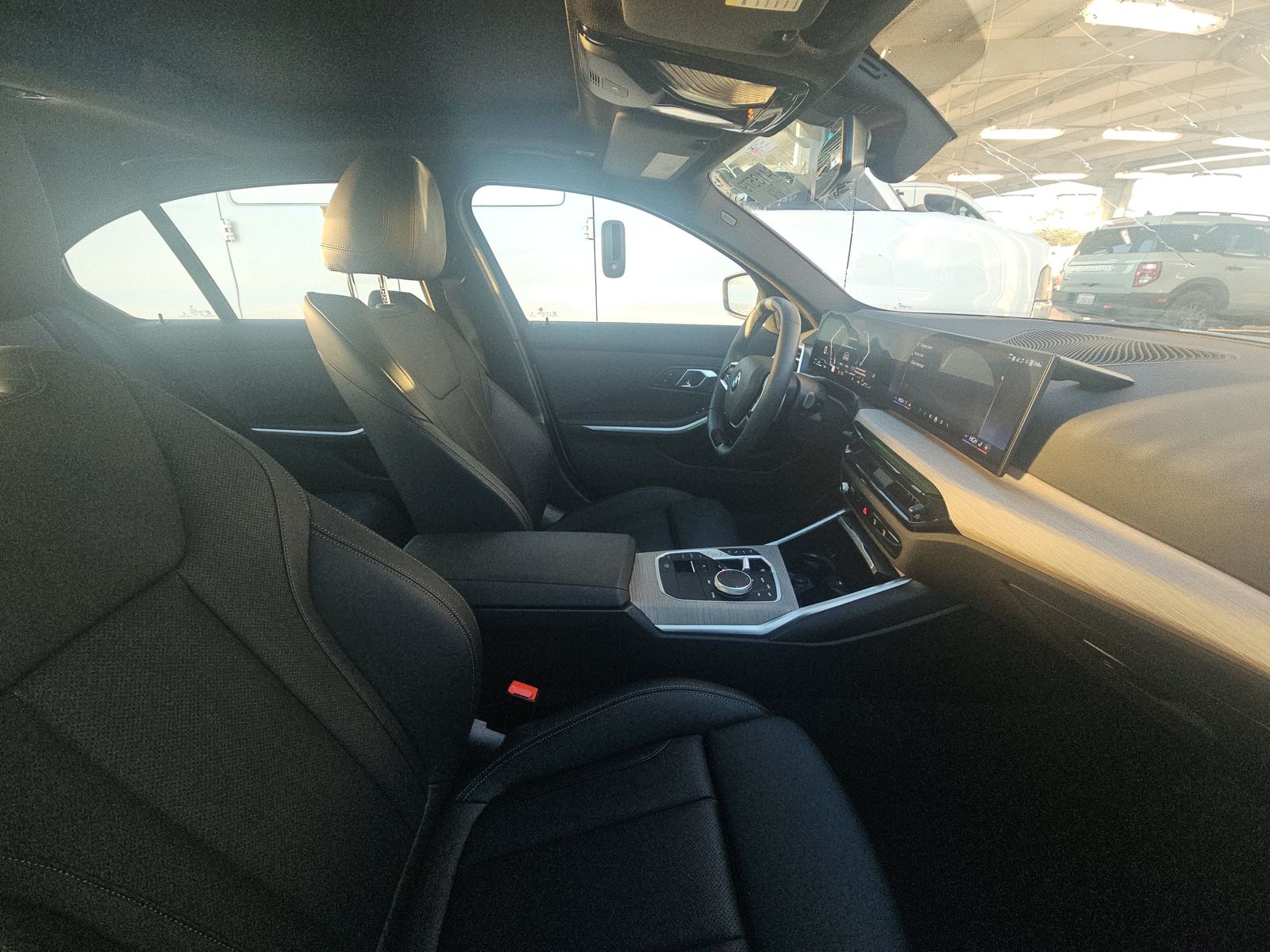 2025 BMW 3 Series 330i xDrive AWD