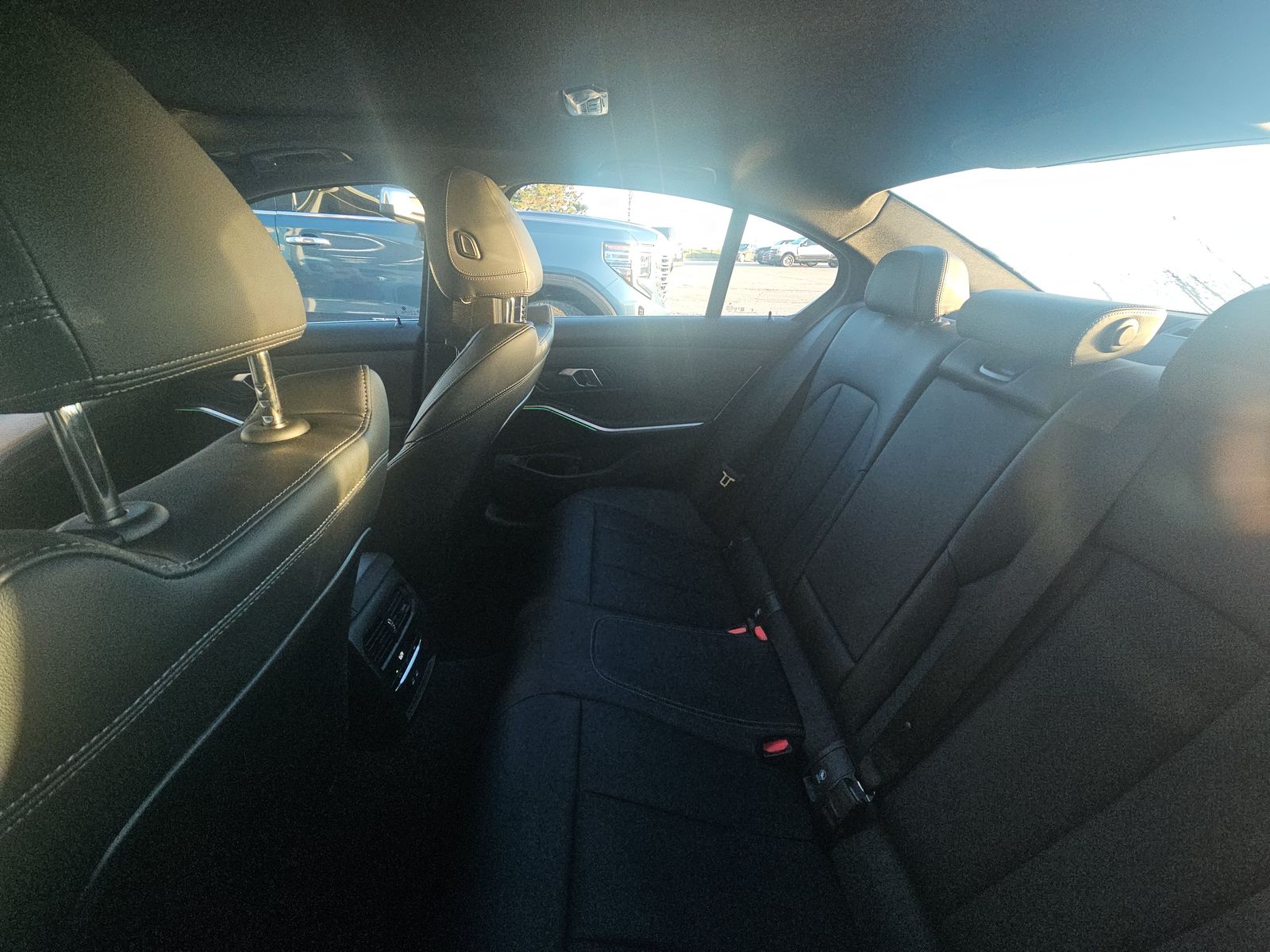 2025 BMW 3 Series 330i xDrive AWD