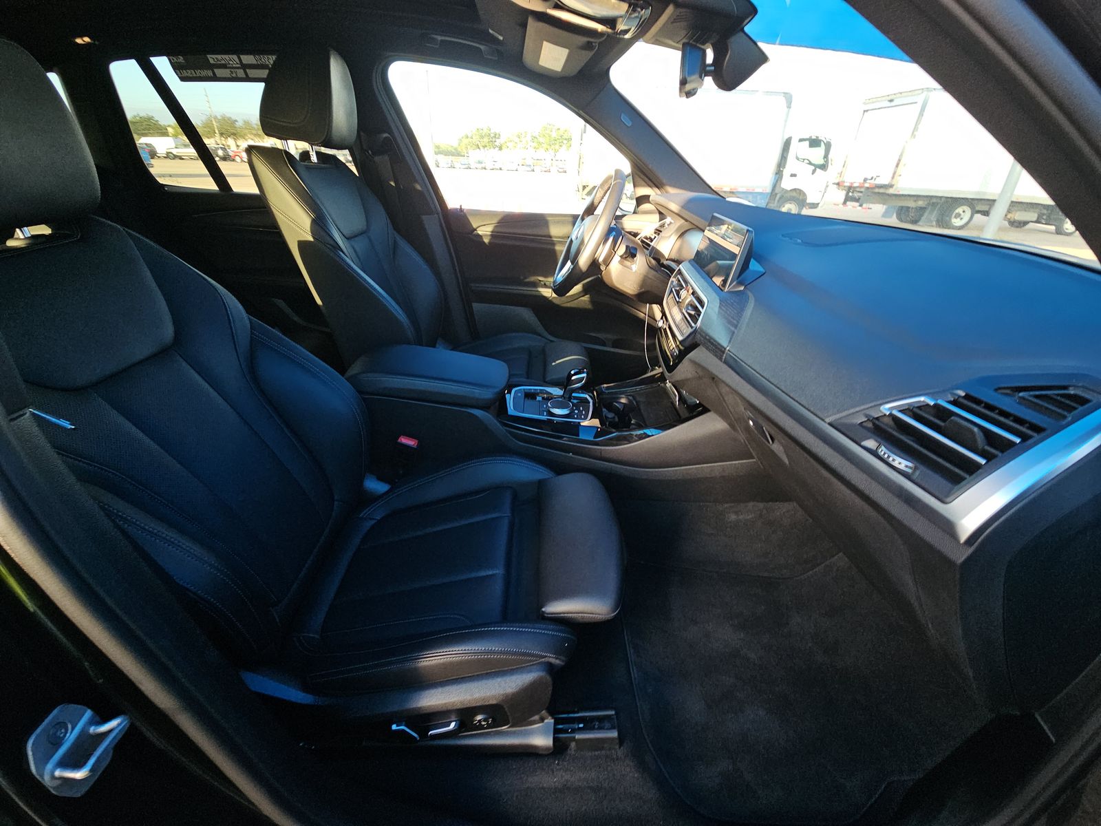 2024 BMW X3 sDrive30i RWD