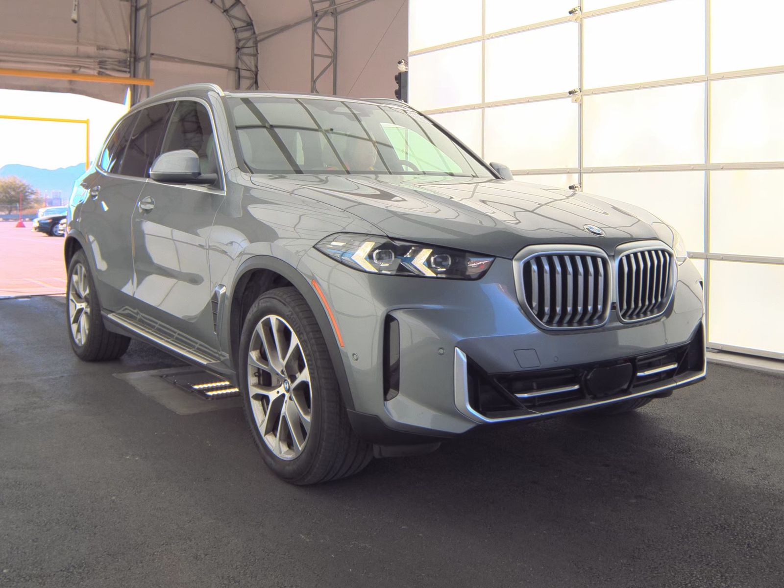 2025 BMW X5 xDrive40i AWD