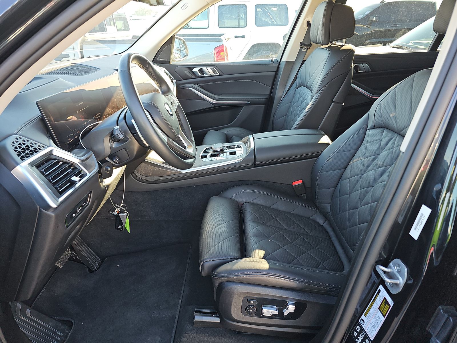 2025 BMW X7 xDrive40i AWD