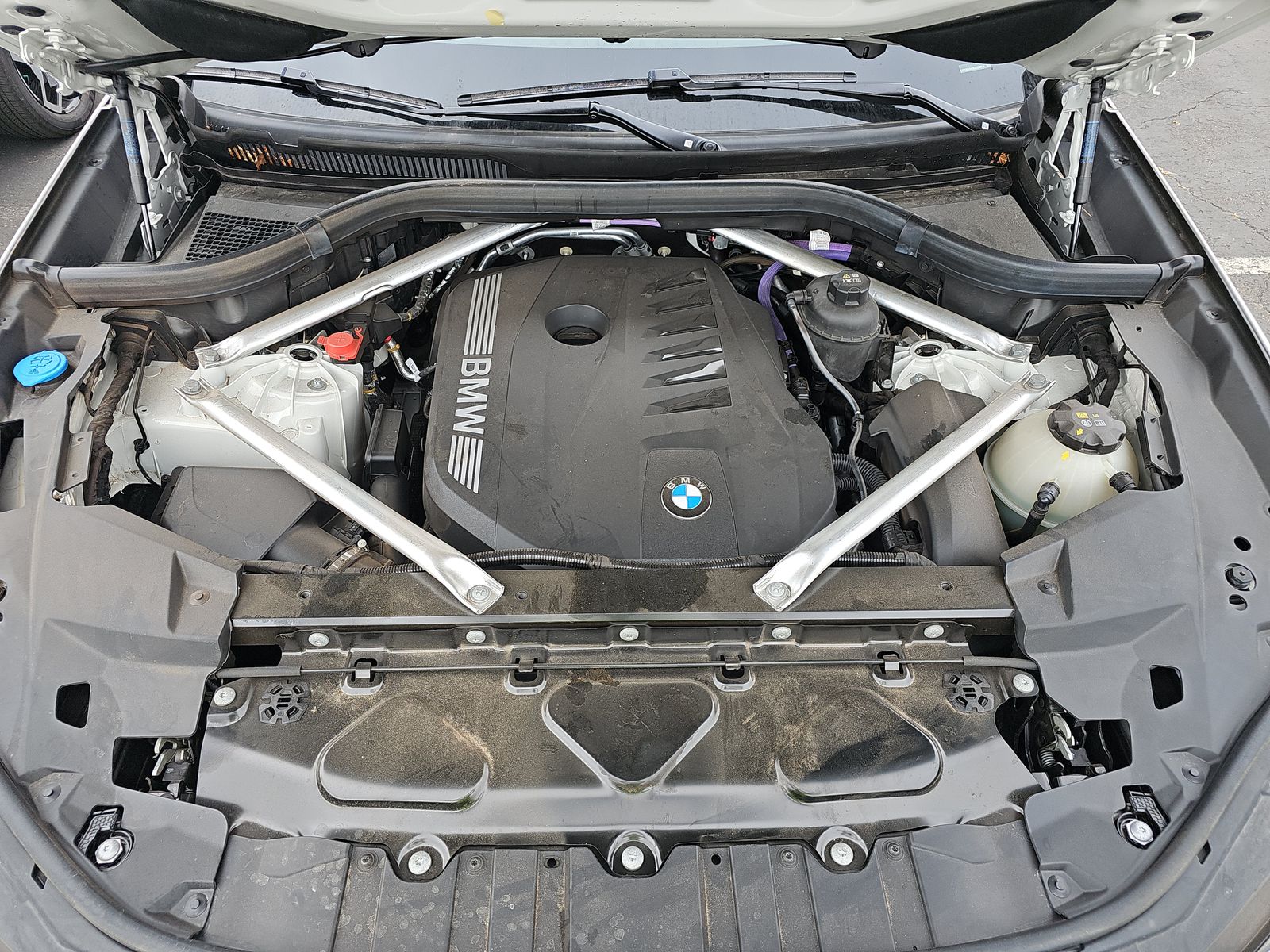 2025 BMW X5 xDrive40i AWD