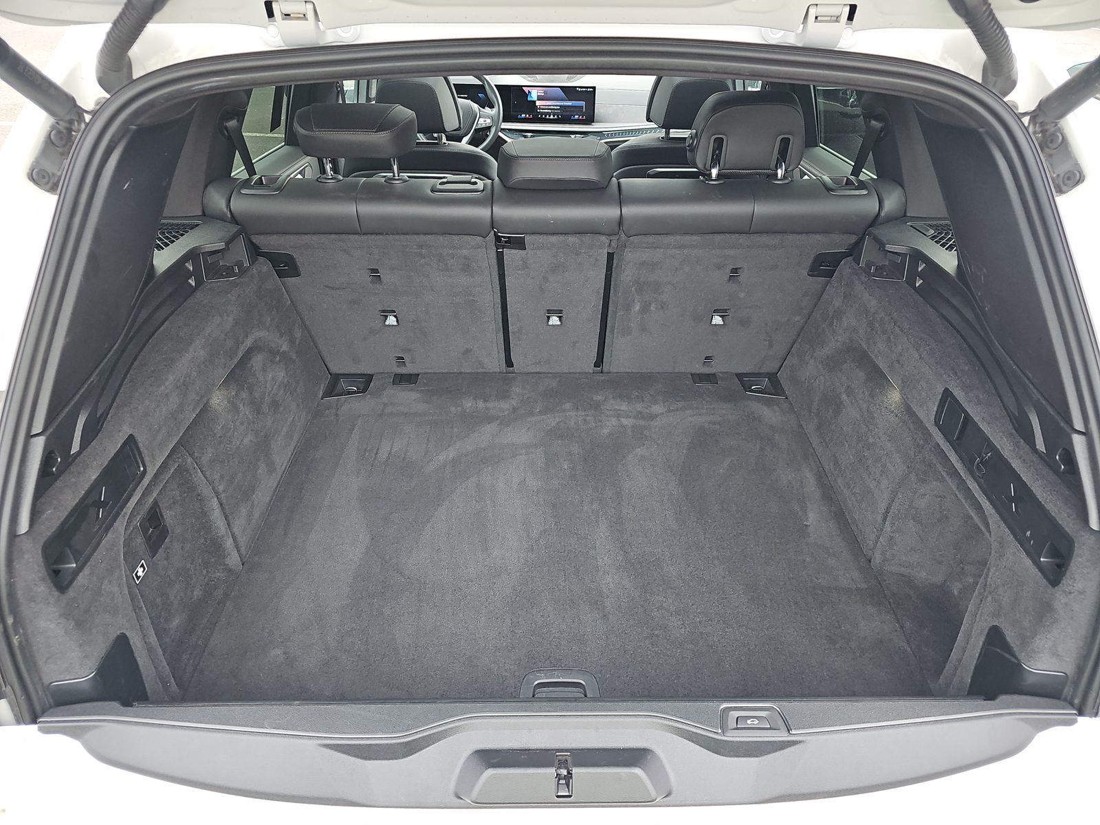 2025 BMW X5 xDrive40i AWD