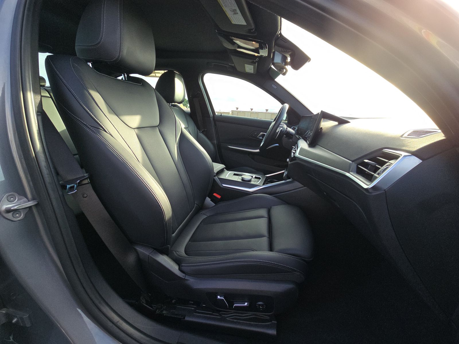 2024 BMW 3 Series 330i xDrive AWD