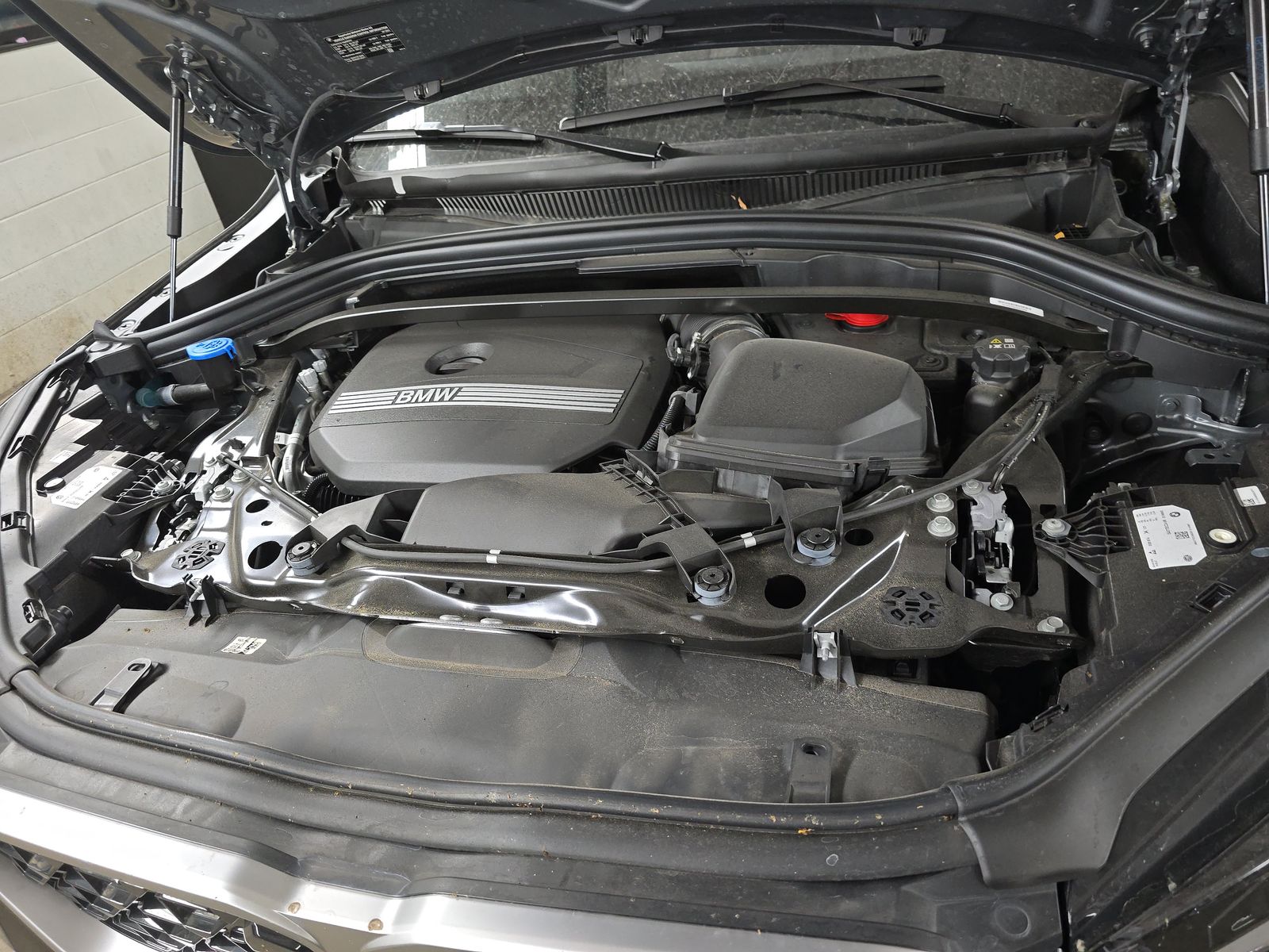 2025 BMW X2 xDrive28i AWD