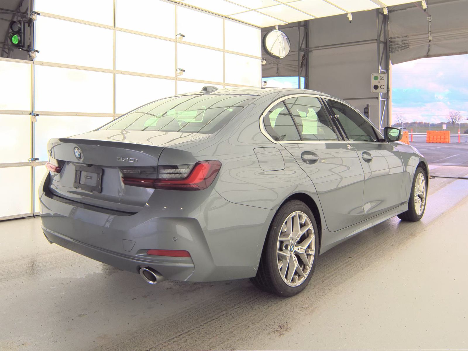 2025 BMW 3 Series 330i xDrive AWD