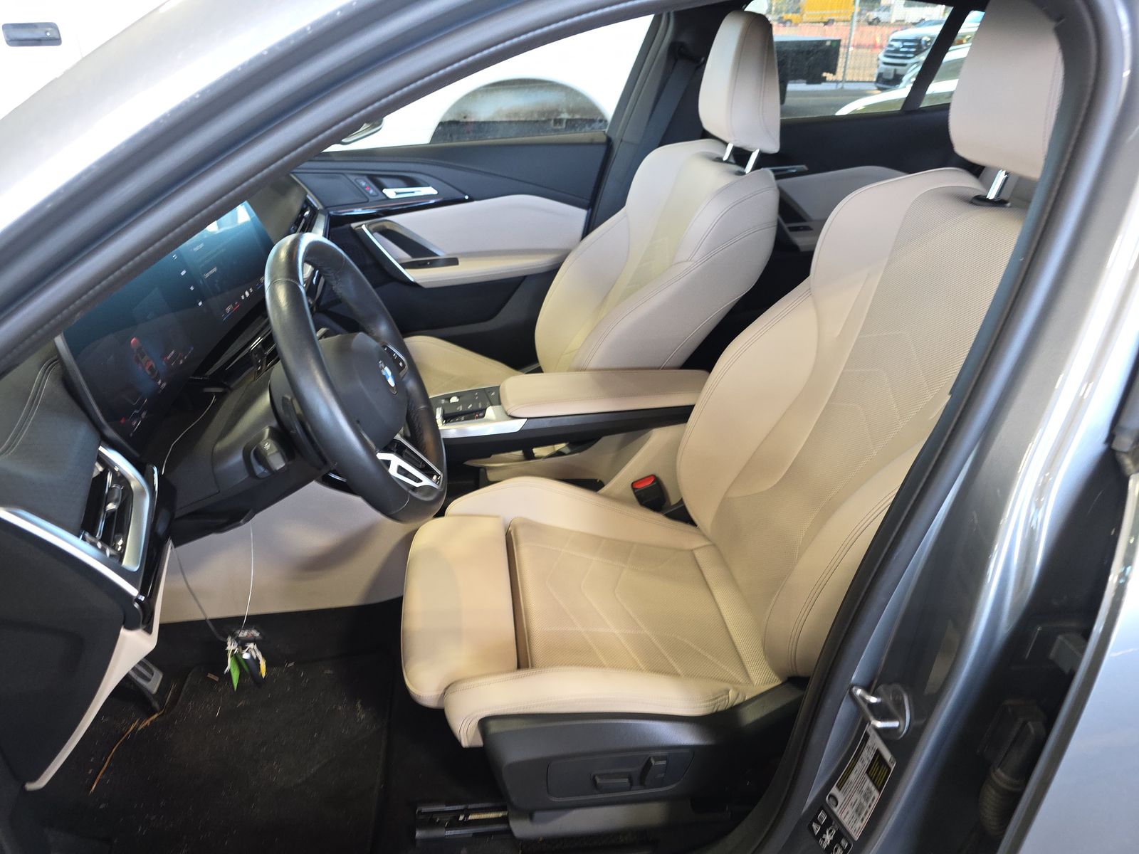 2025 BMW X2 xDrive28i AWD