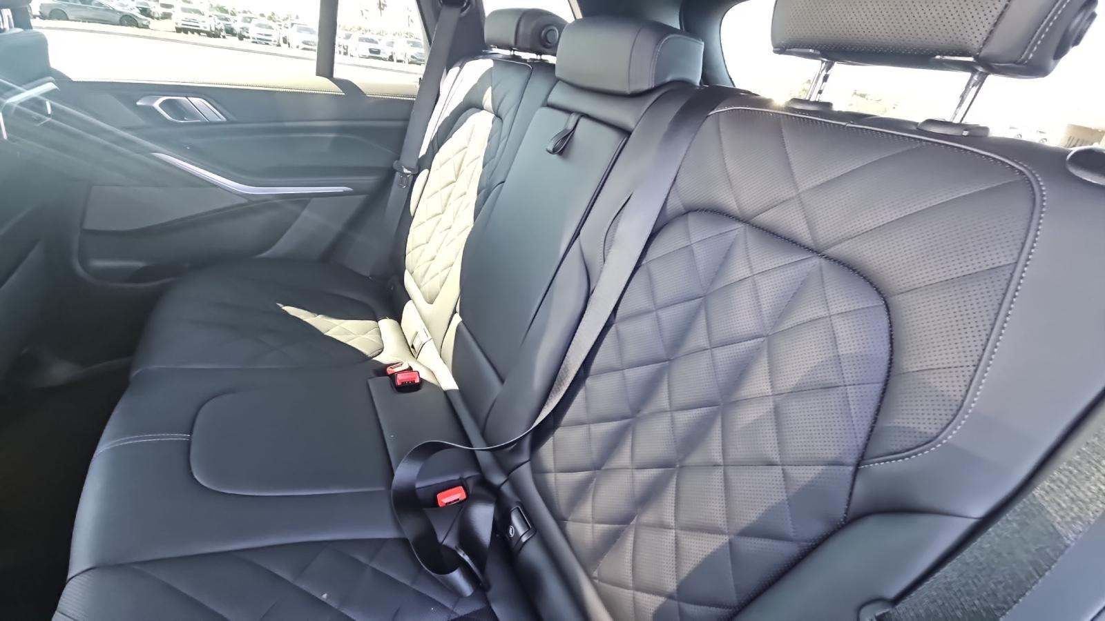 2025 BMW X5 xDrive40i AWD