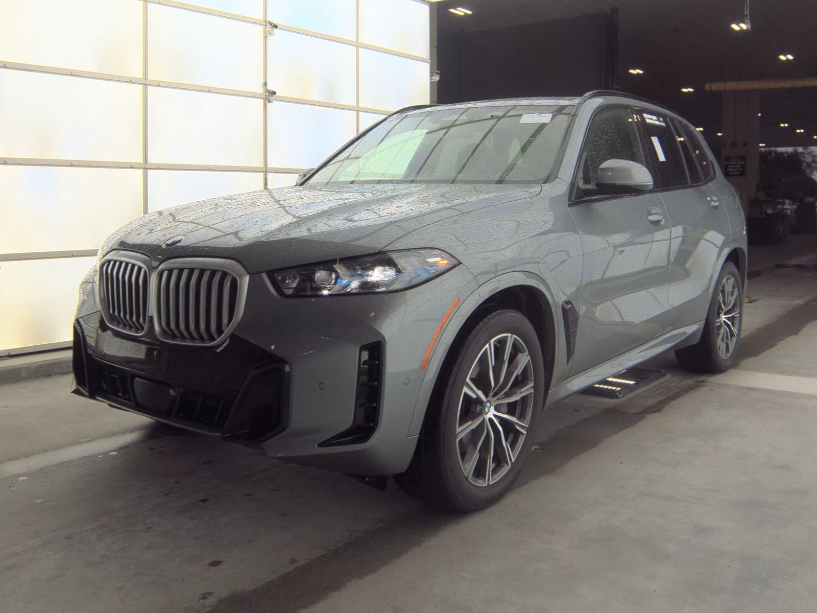 2025 BMW X5 xDrive40i AWD