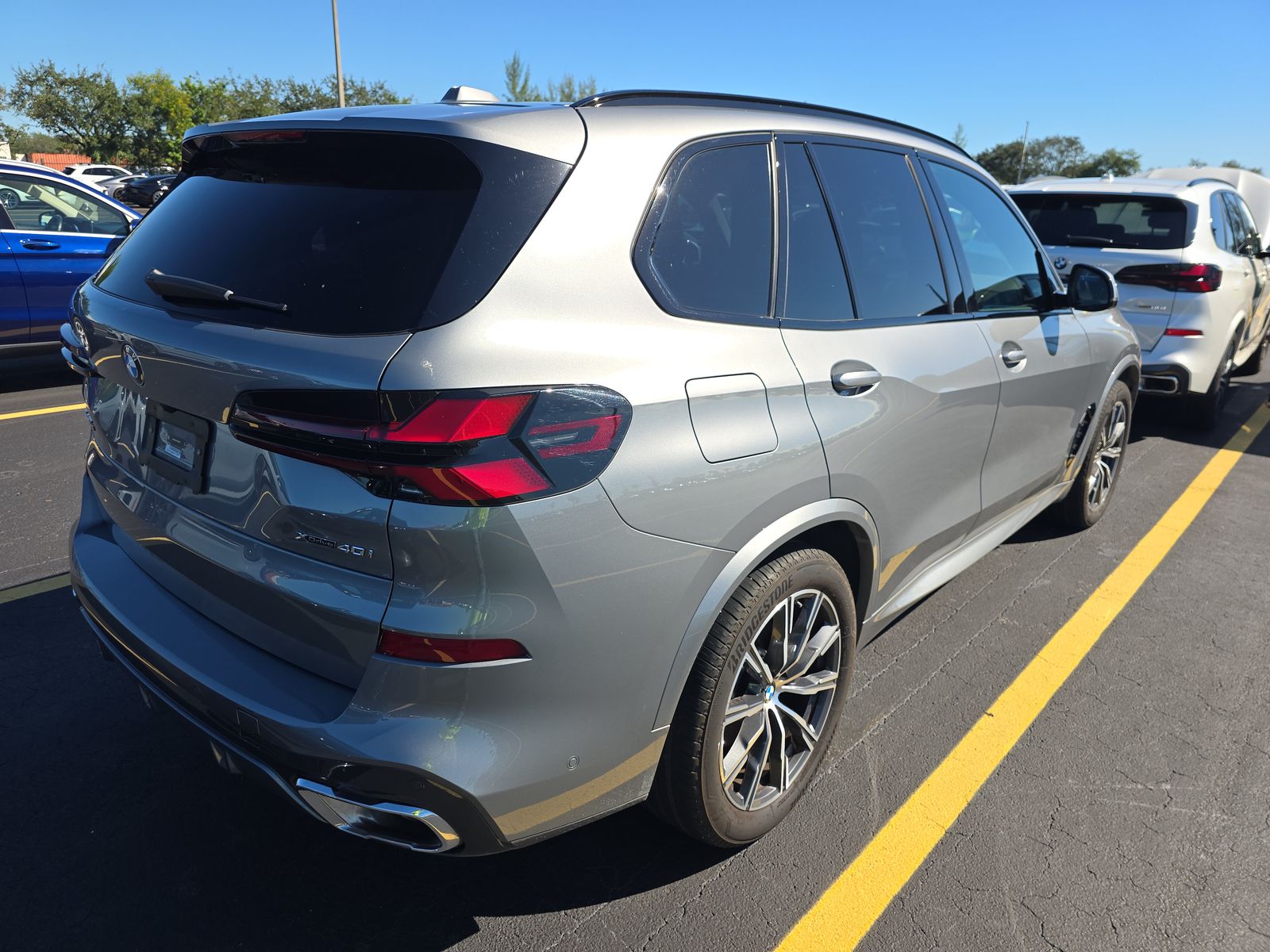 2025 BMW X5 xDrive40i AWD