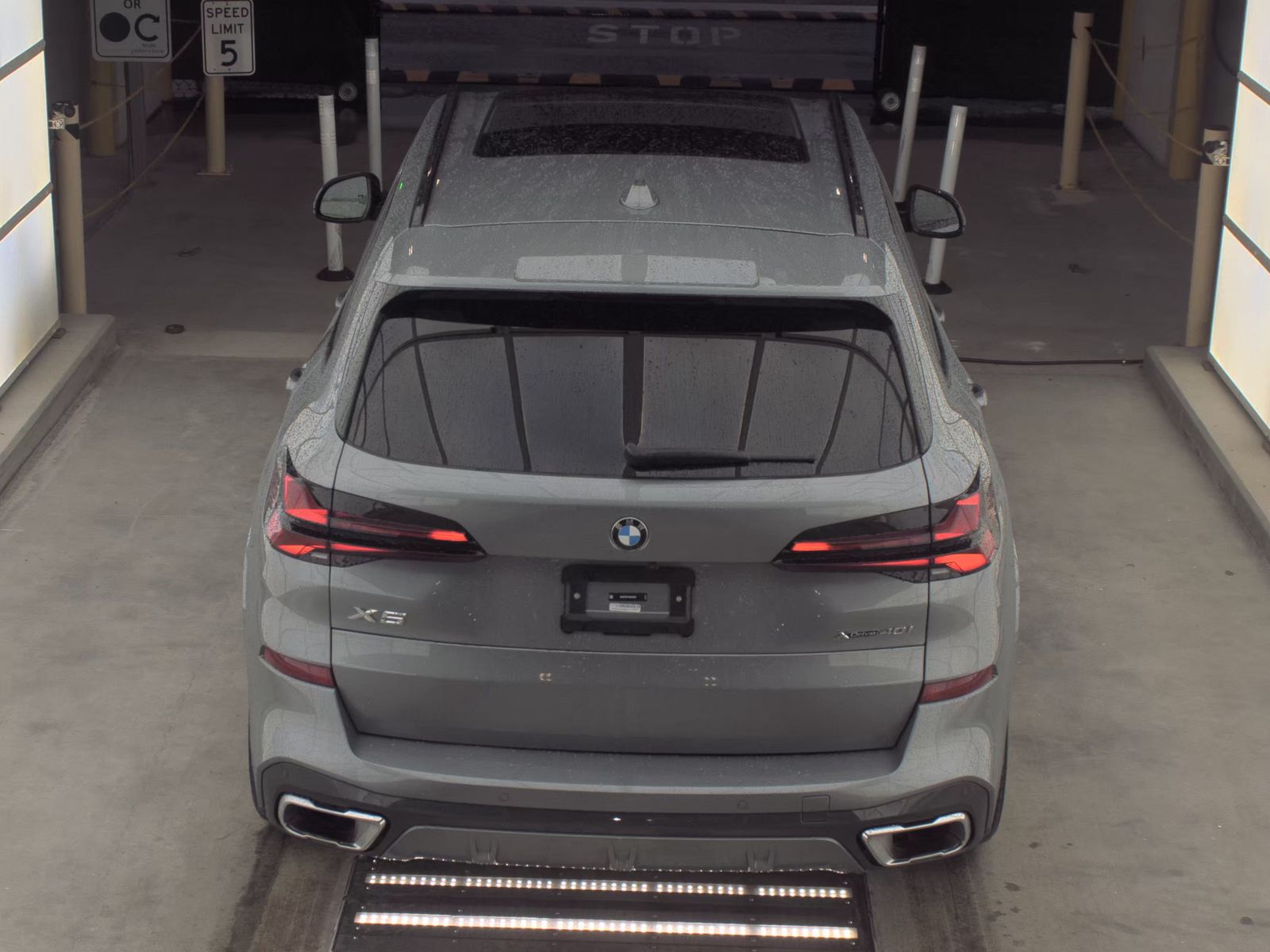 2025 BMW X5 xDrive40i AWD