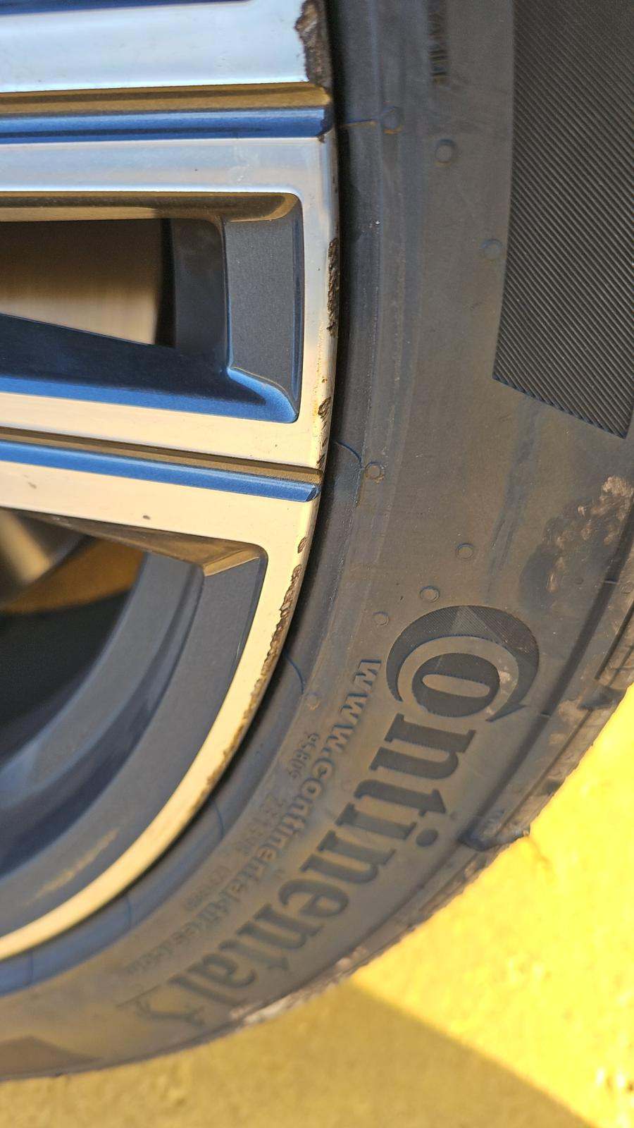 2025 BMW 8 Series 840i xDrive AWD