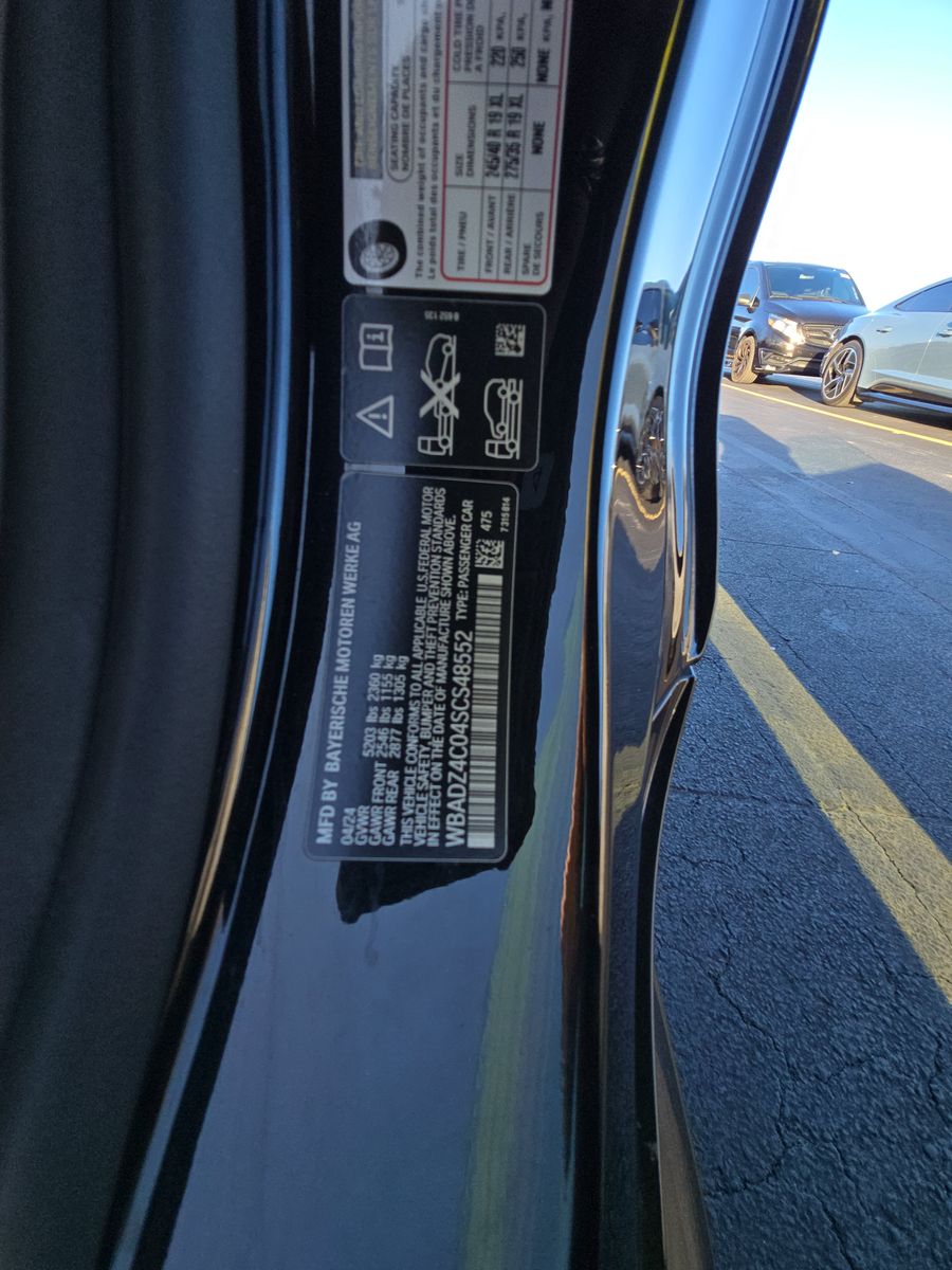 2025 BMW 8 Series 840i xDrive AWD