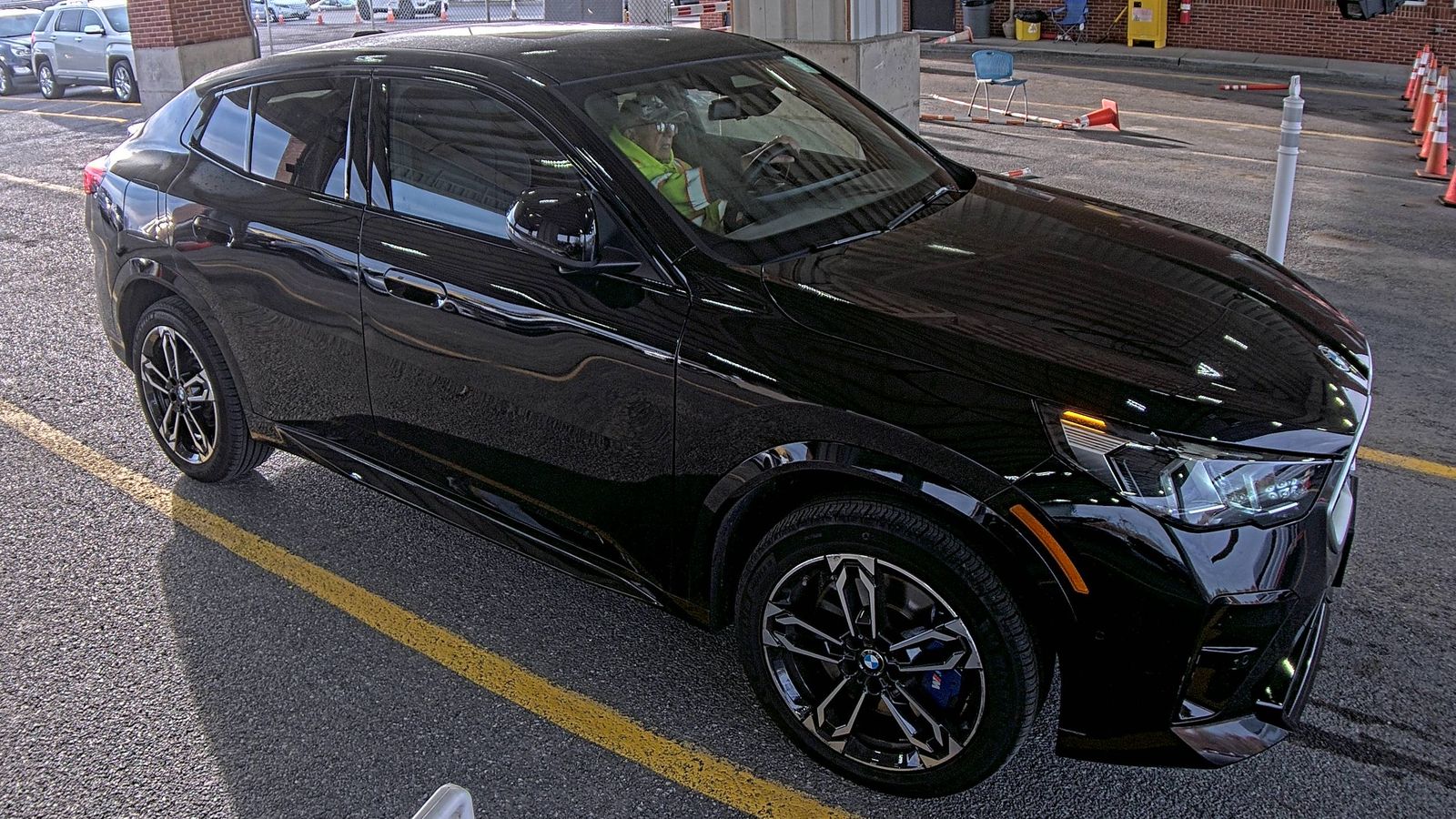 2025 BMW X2 xDrive28i AWD