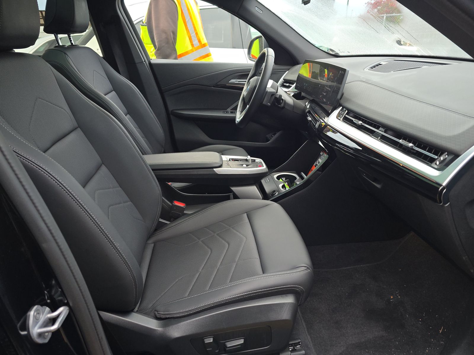 2025 BMW X2 xDrive28i AWD