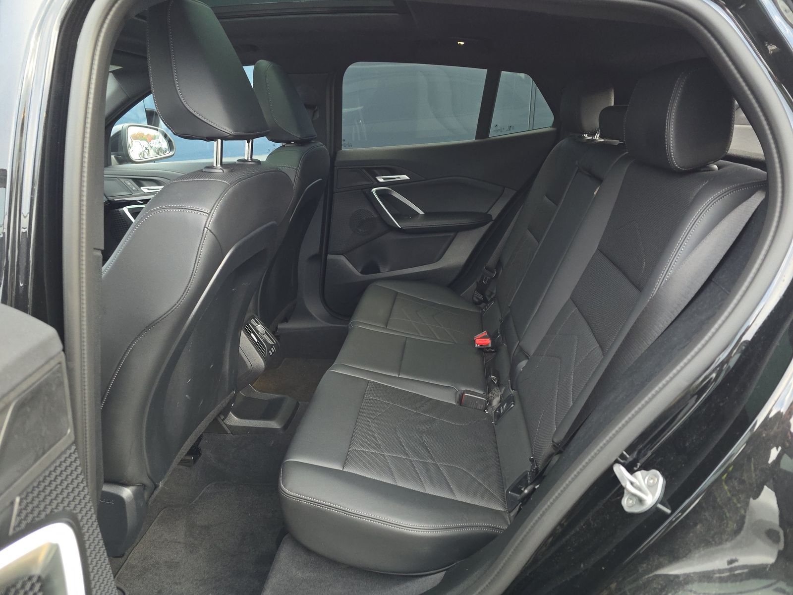 2025 BMW X2 xDrive28i AWD