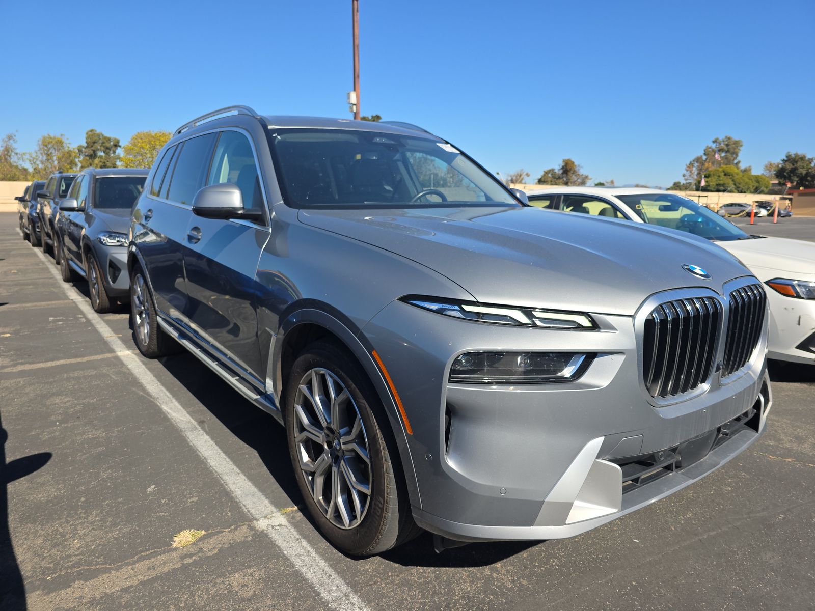 2024 BMW X7 xDrive40i AWD