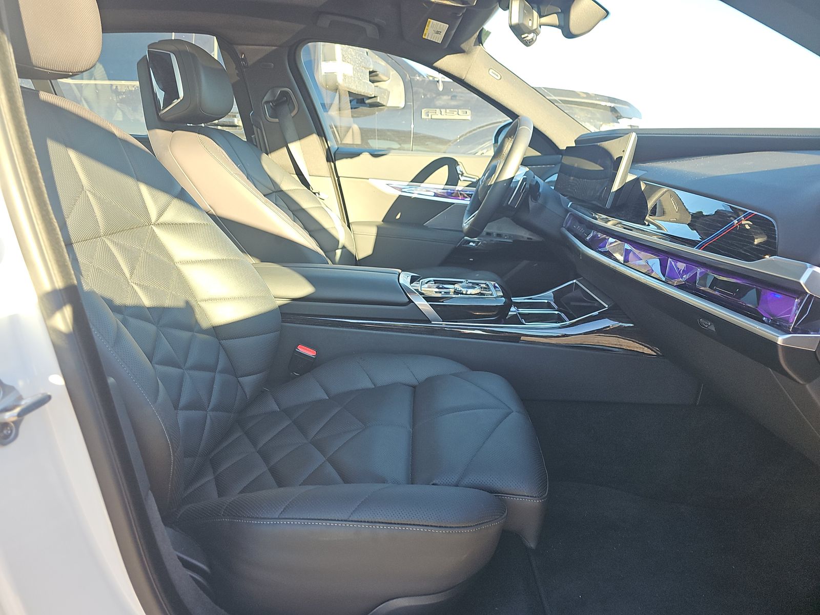 2025 BMW 7 Series 740i xDrive AWD