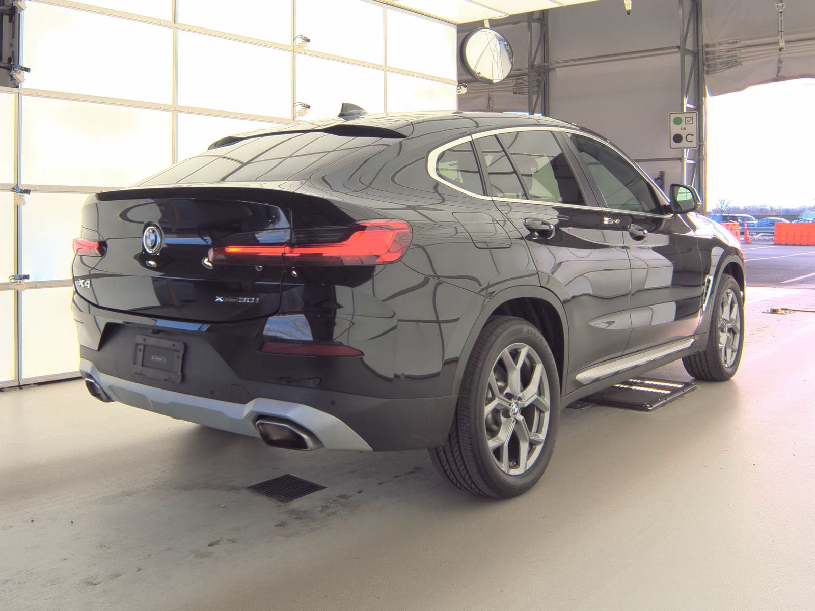 2024 BMW X4 xDrive30i AWD