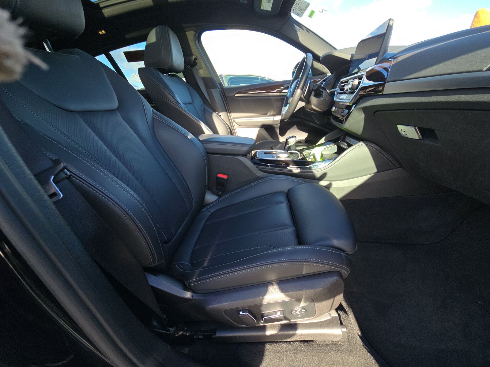 2024 BMW X4 xDrive30i AWD