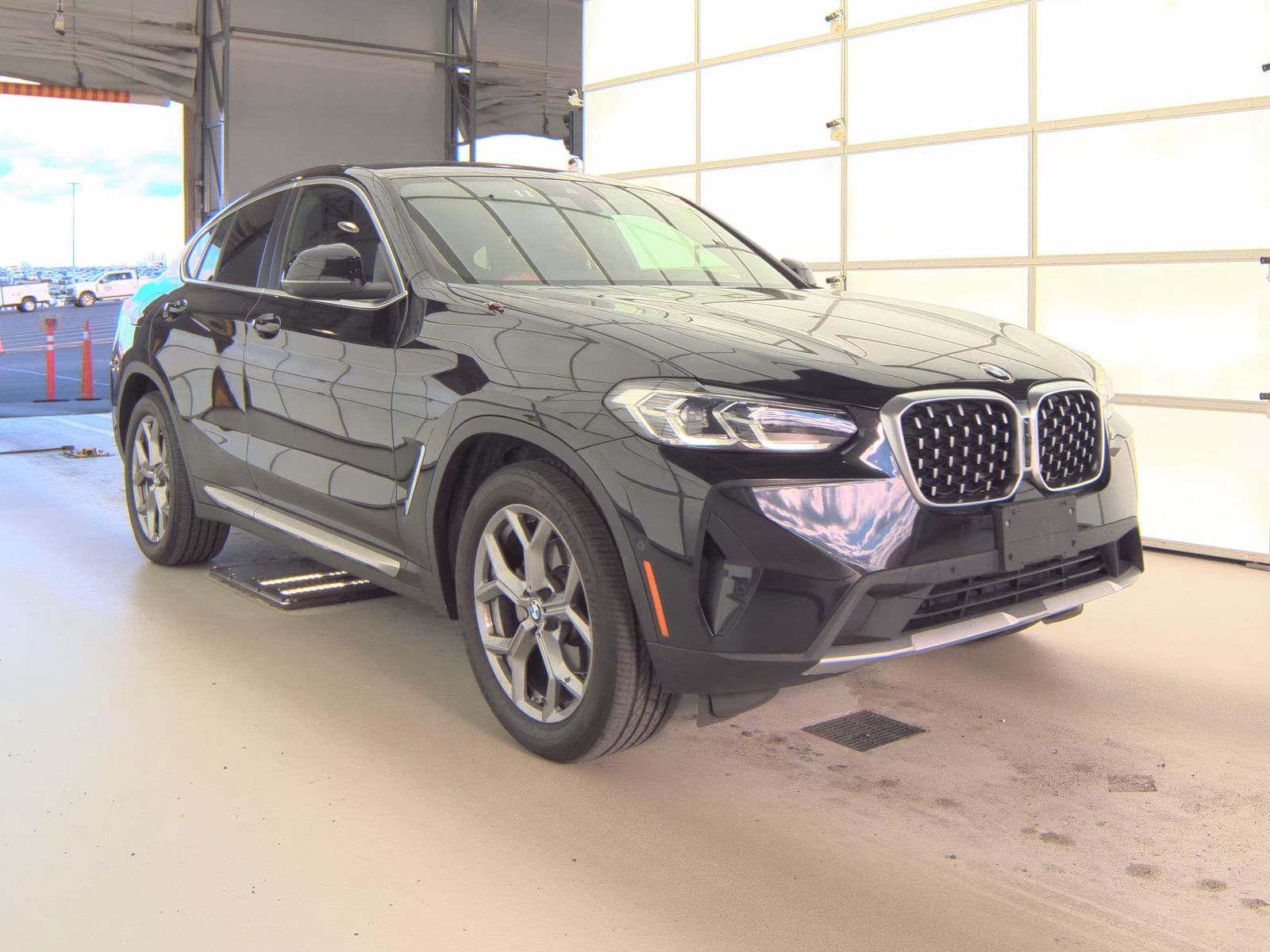2024 BMW X4 xDrive30i AWD