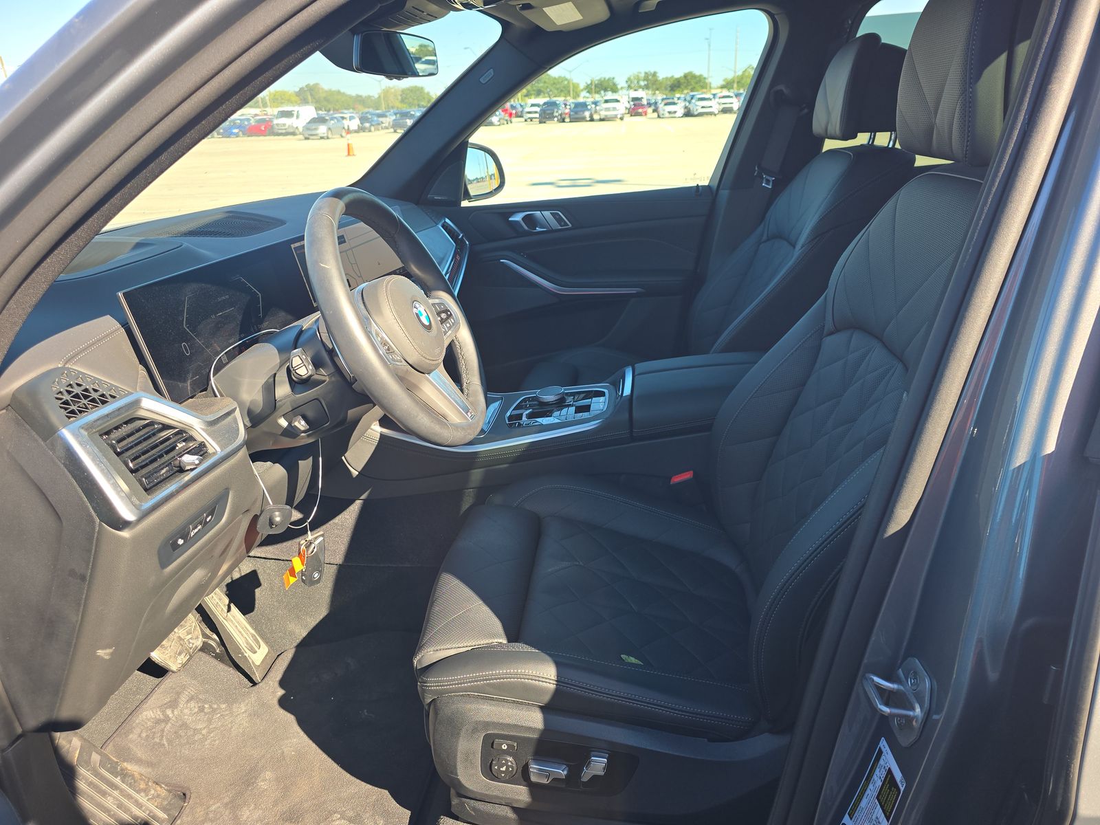 2025 BMW X5 xDrive40i AWD