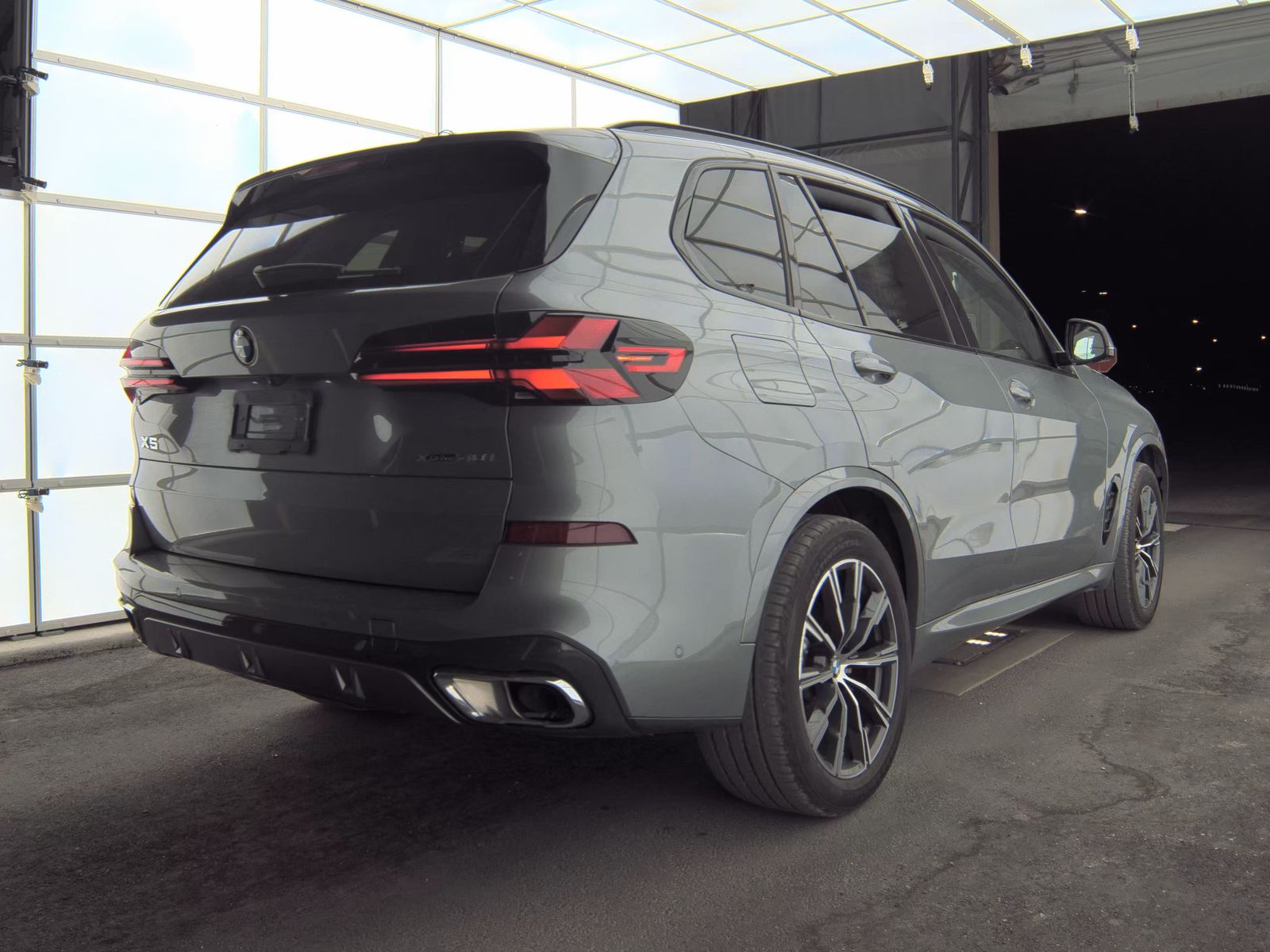 2025 BMW X5 xDrive40i AWD