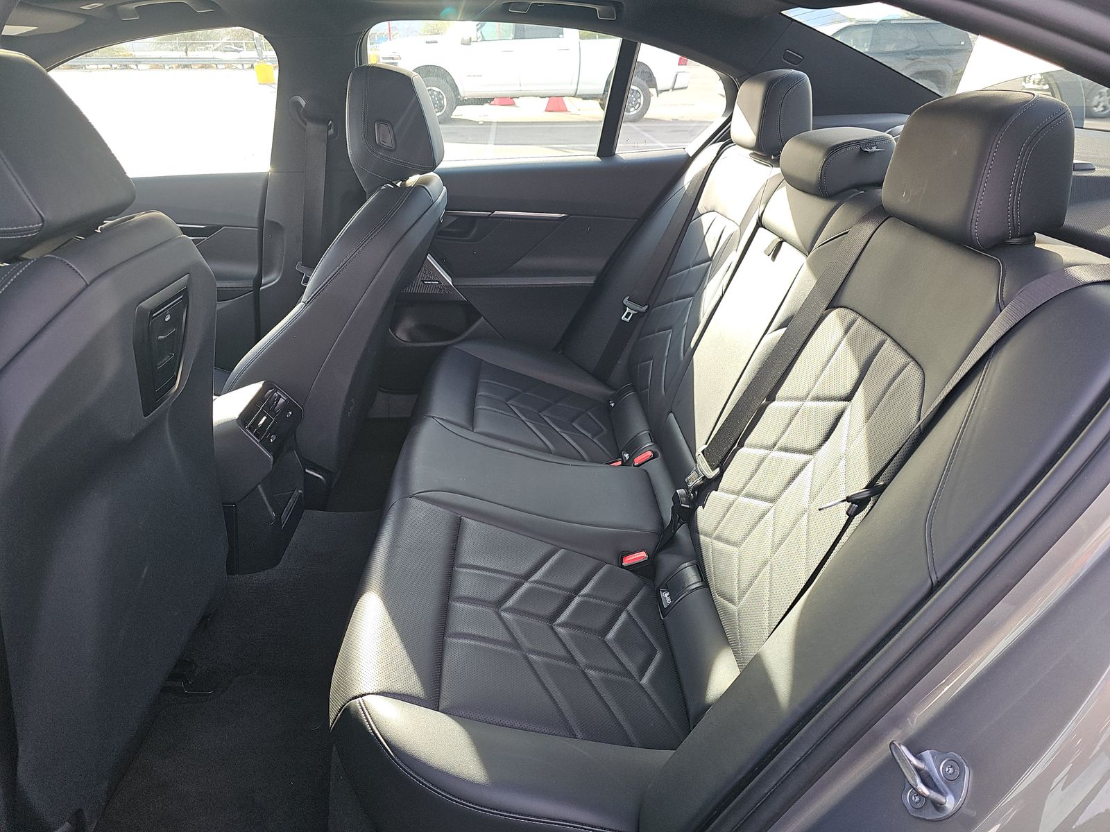 2024 BMW 5 Series 530i xDrive AWD