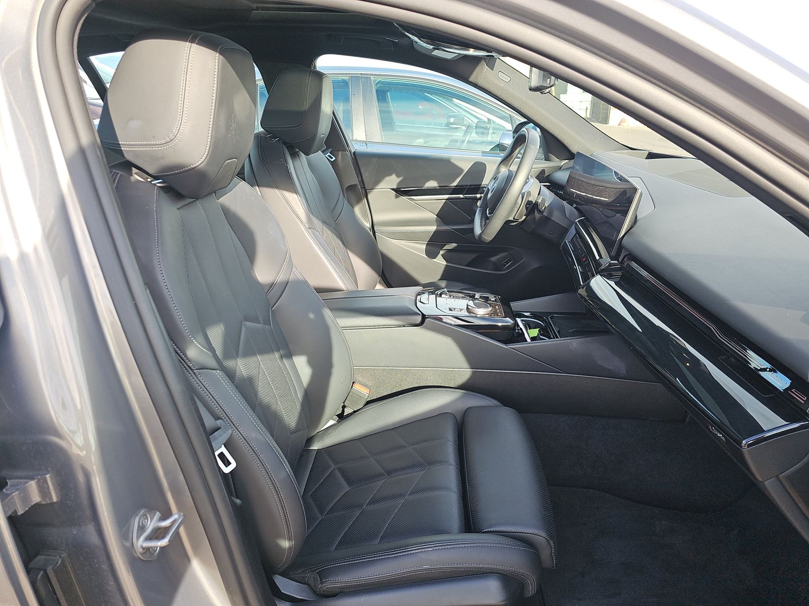 2024 BMW 5 Series 530i xDrive AWD