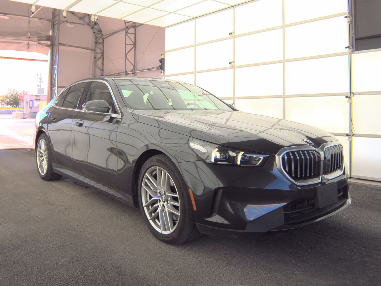 2025 BMW 5 Series 540i xDrive AWD
