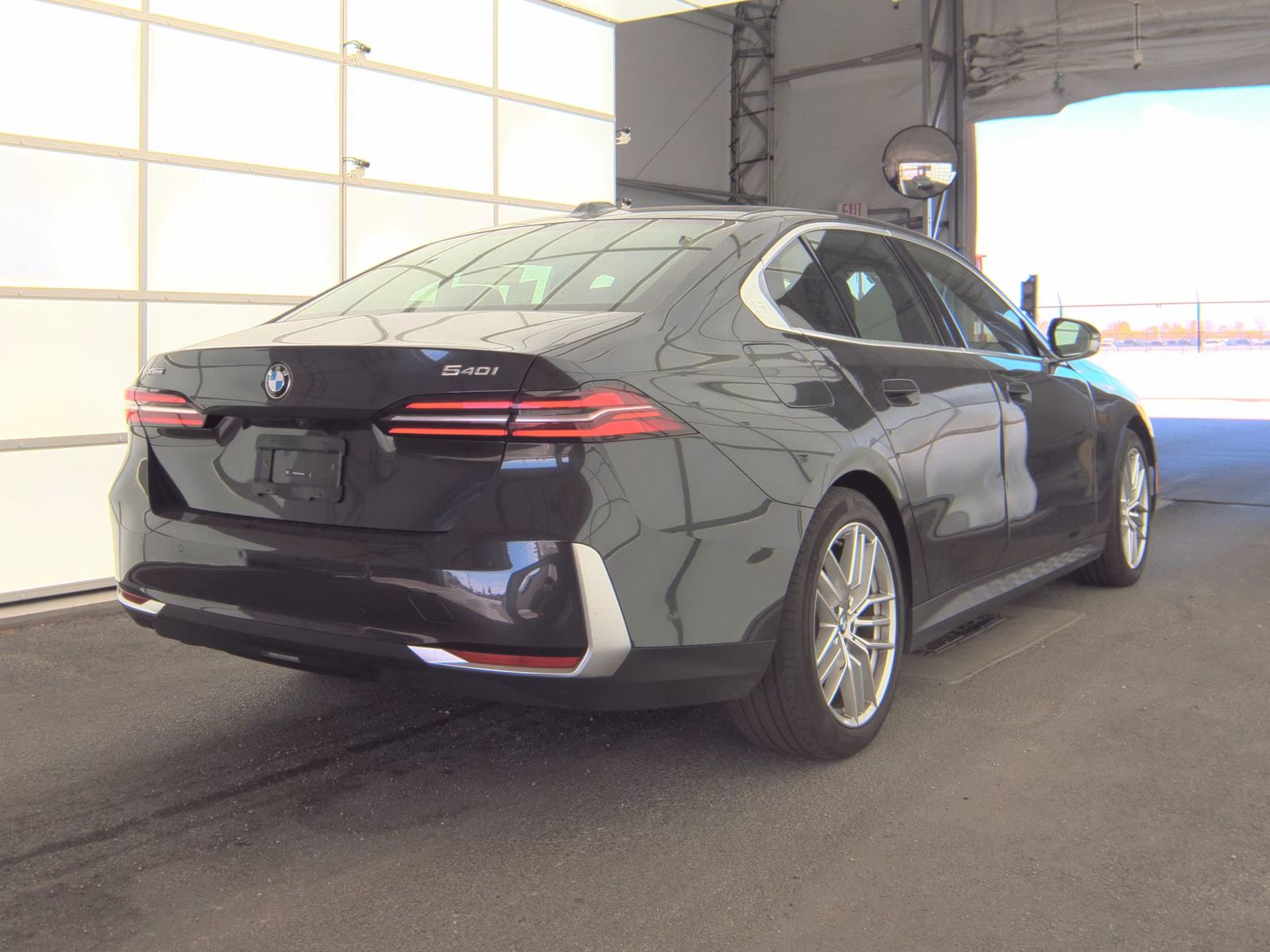 2025 BMW 5 Series 540i xDrive AWD