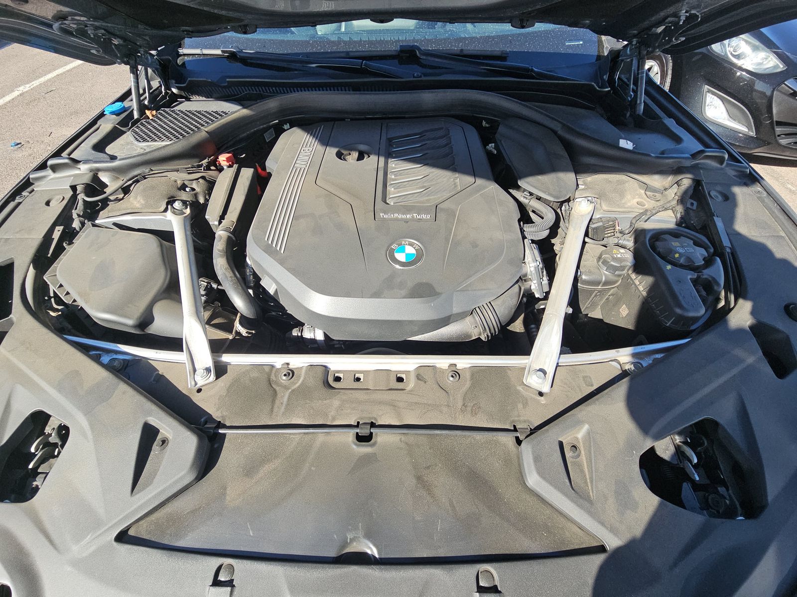 2025 BMW 8 Series 840i xDrive AWD