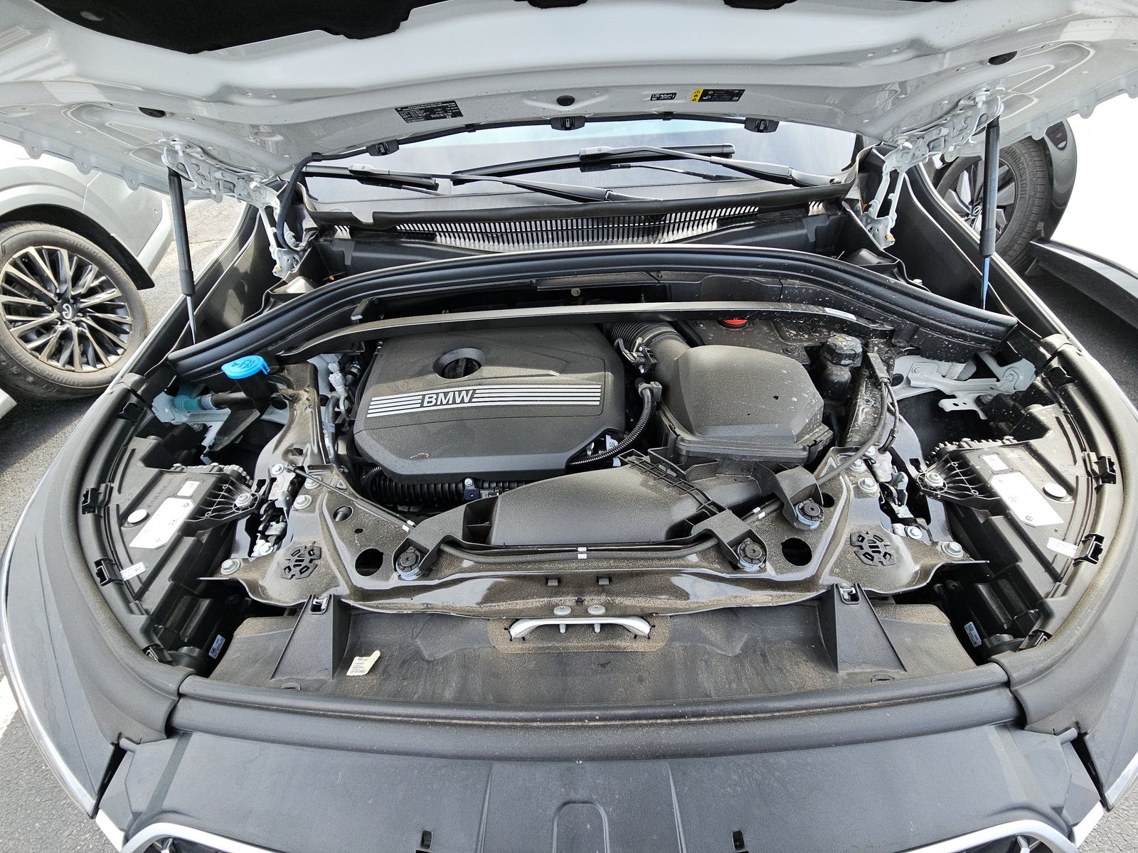 2025 BMW X1 xDrive28i AWD