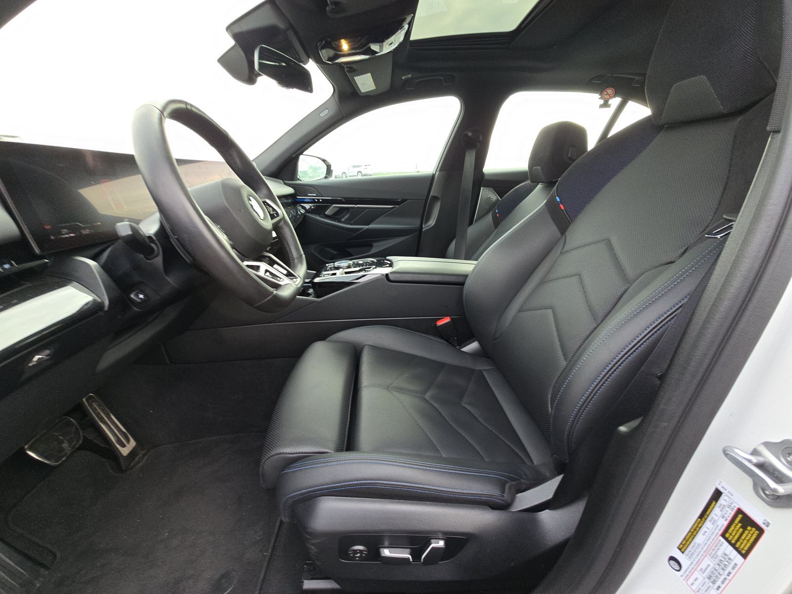 2025 BMW 5 Series 530i RWD