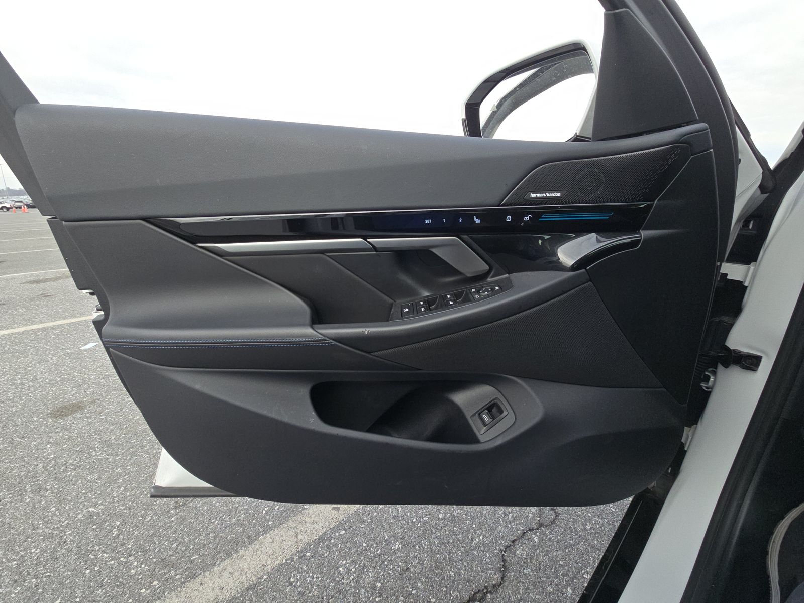 2025 BMW 5 Series 530i RWD