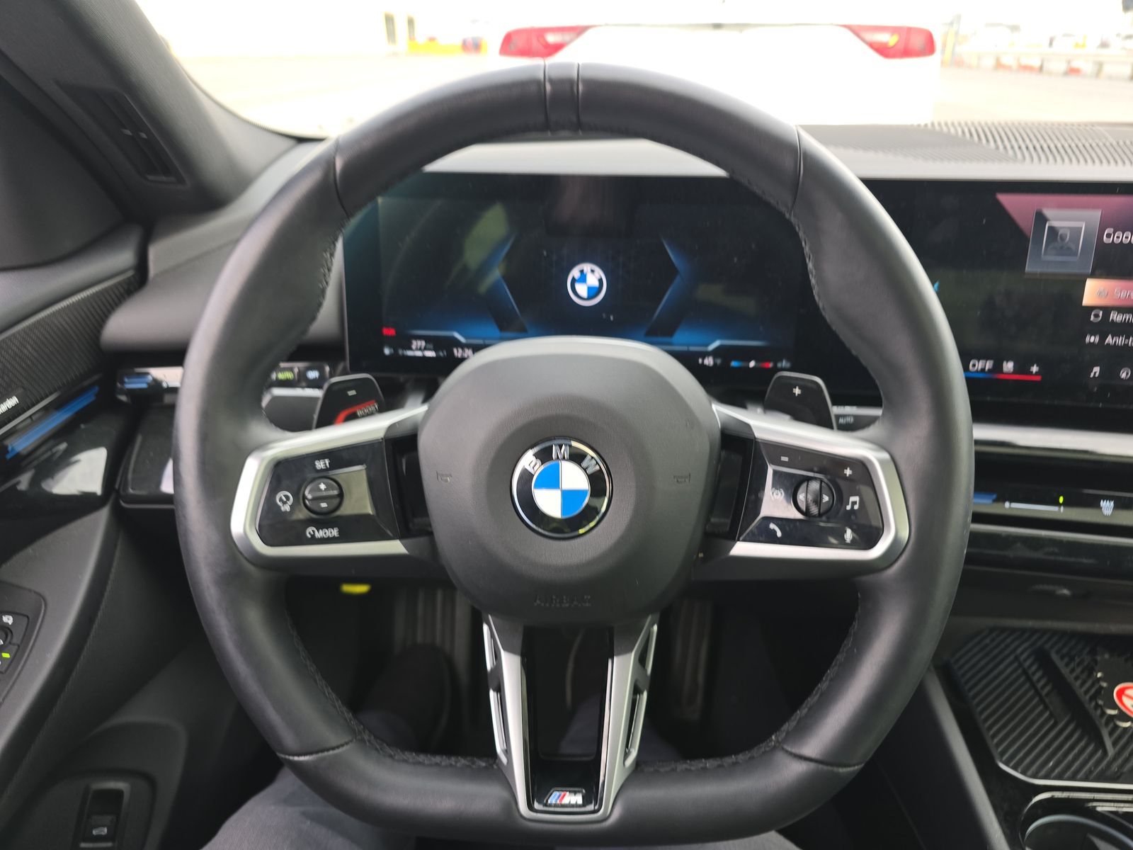 2025 BMW 5 Series 530i RWD