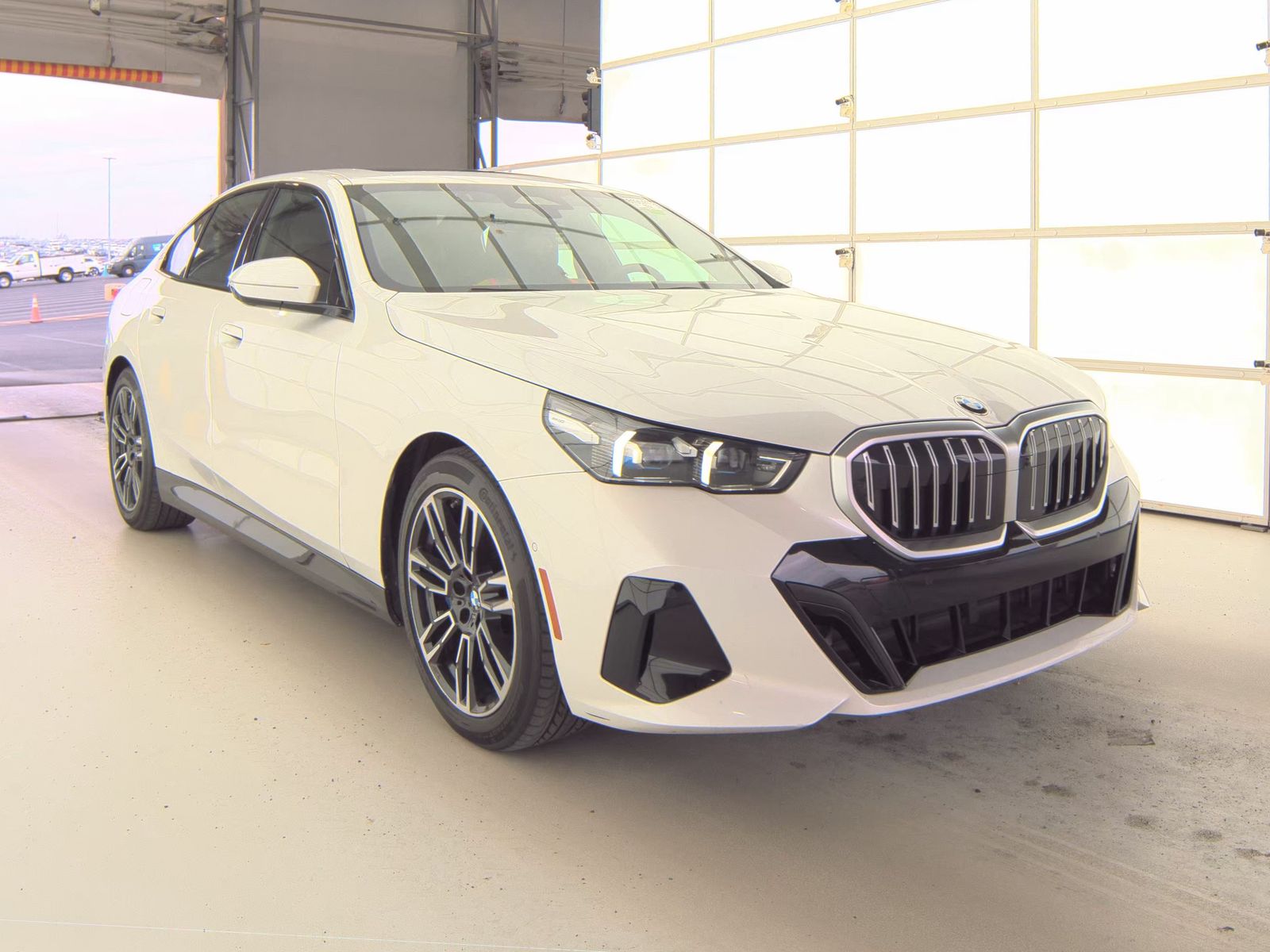 2025 BMW 5 Series 530i RWD