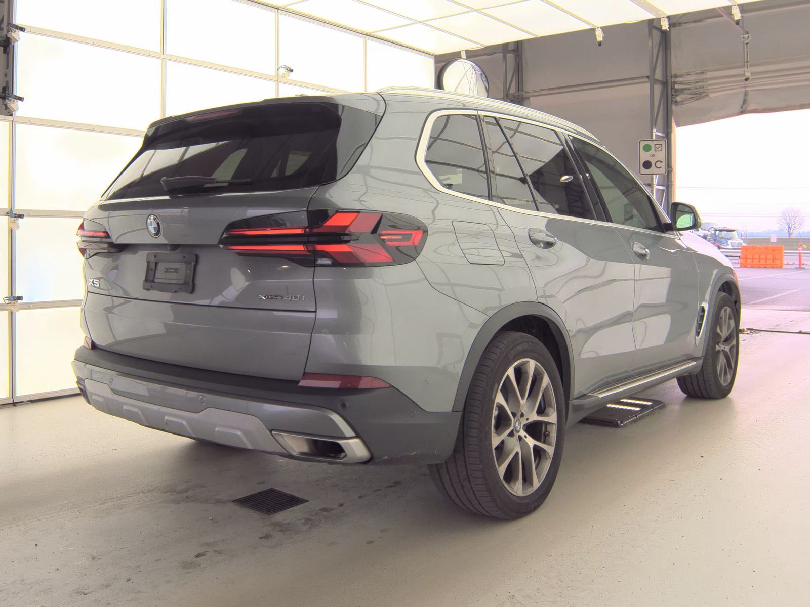 2025 BMW X5 xDrive40i AWD