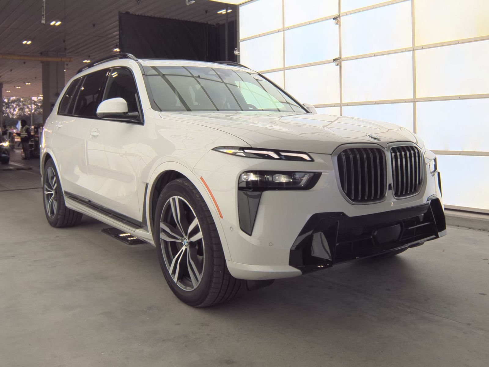2025 BMW X7 xDrive40i AWD