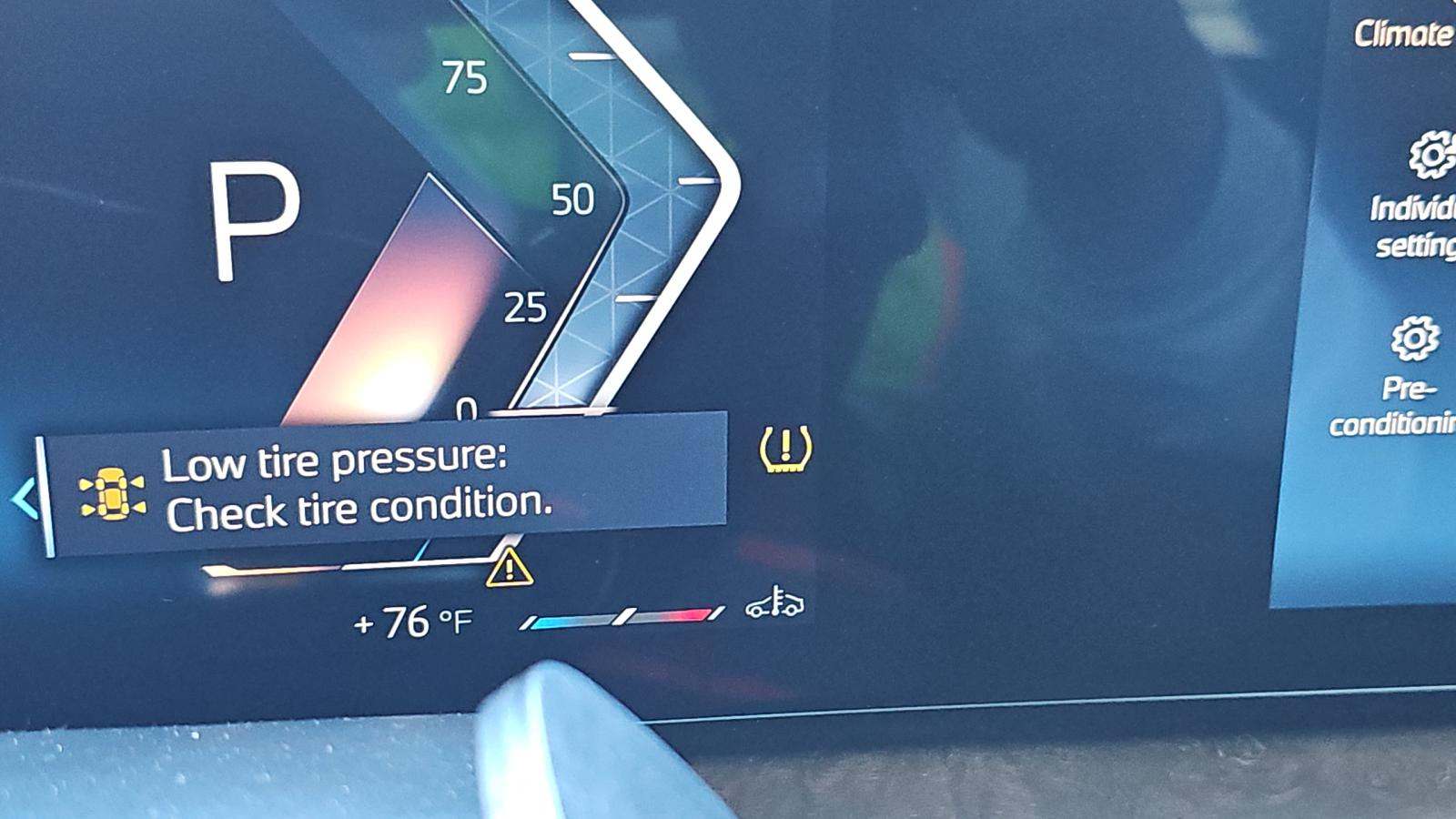 2025 BMW X7 xDrive40i AWD