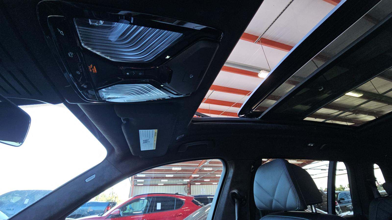 2025 BMW X7 xDrive40i AWD