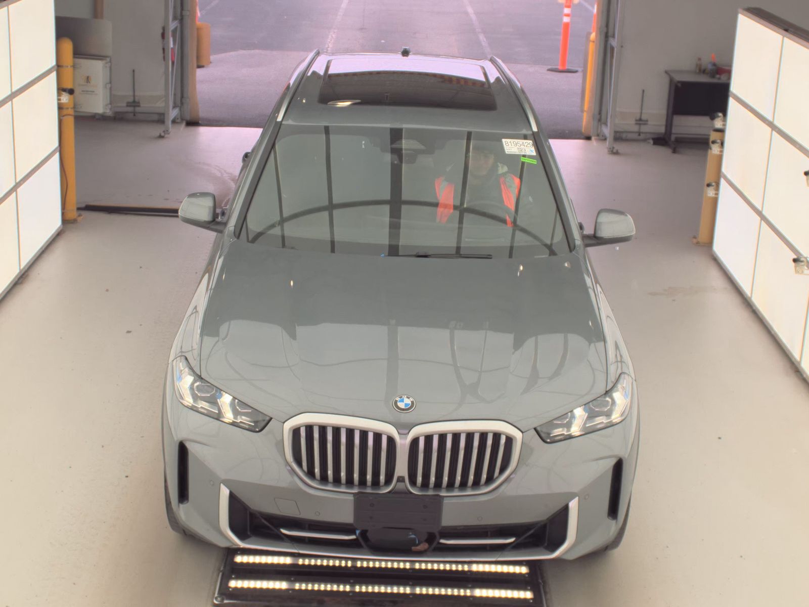 2025 BMW X5 xDrive40i AWD